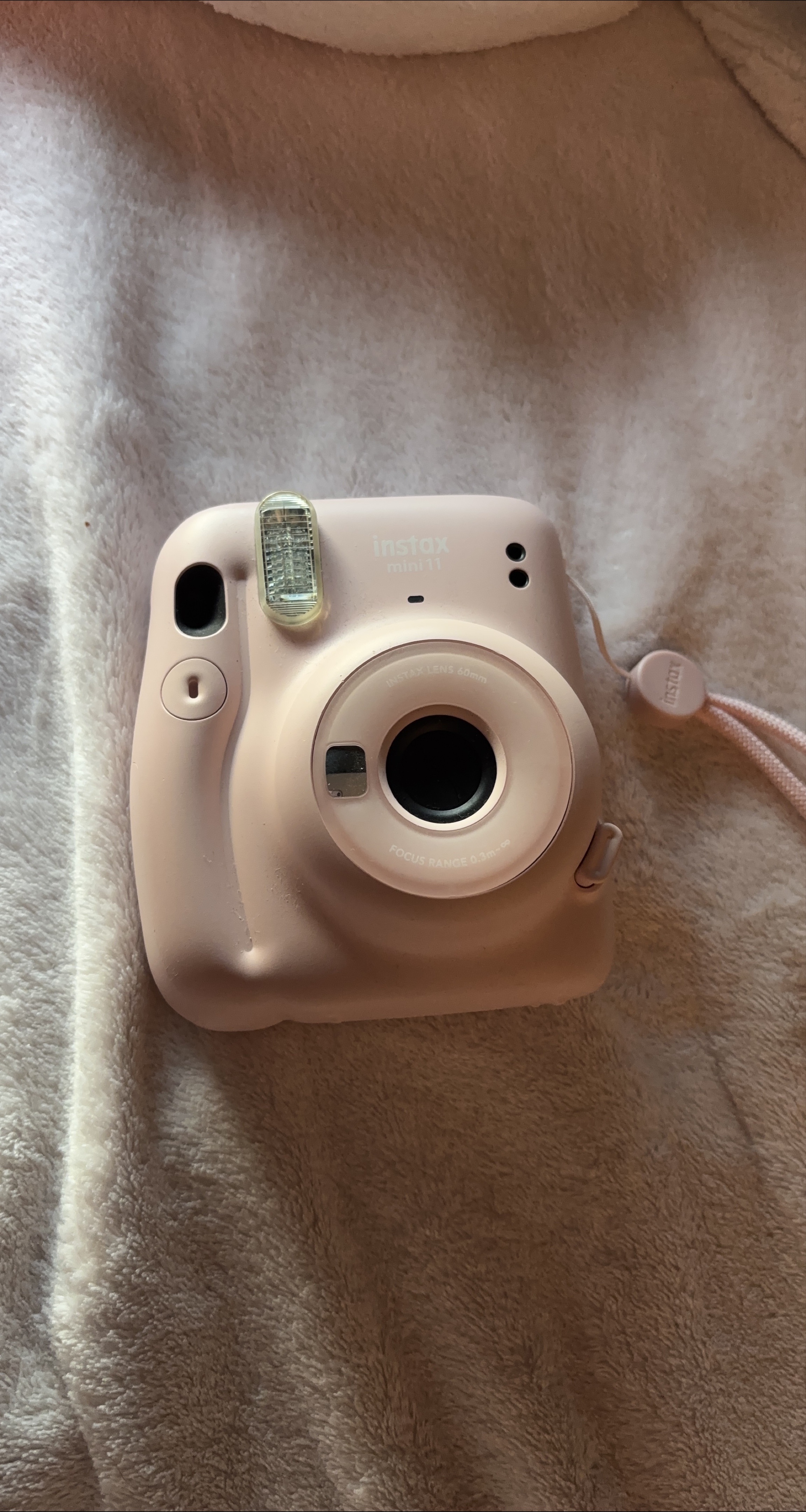Instax Mini 11 Instant Camera - Pink thumbnail