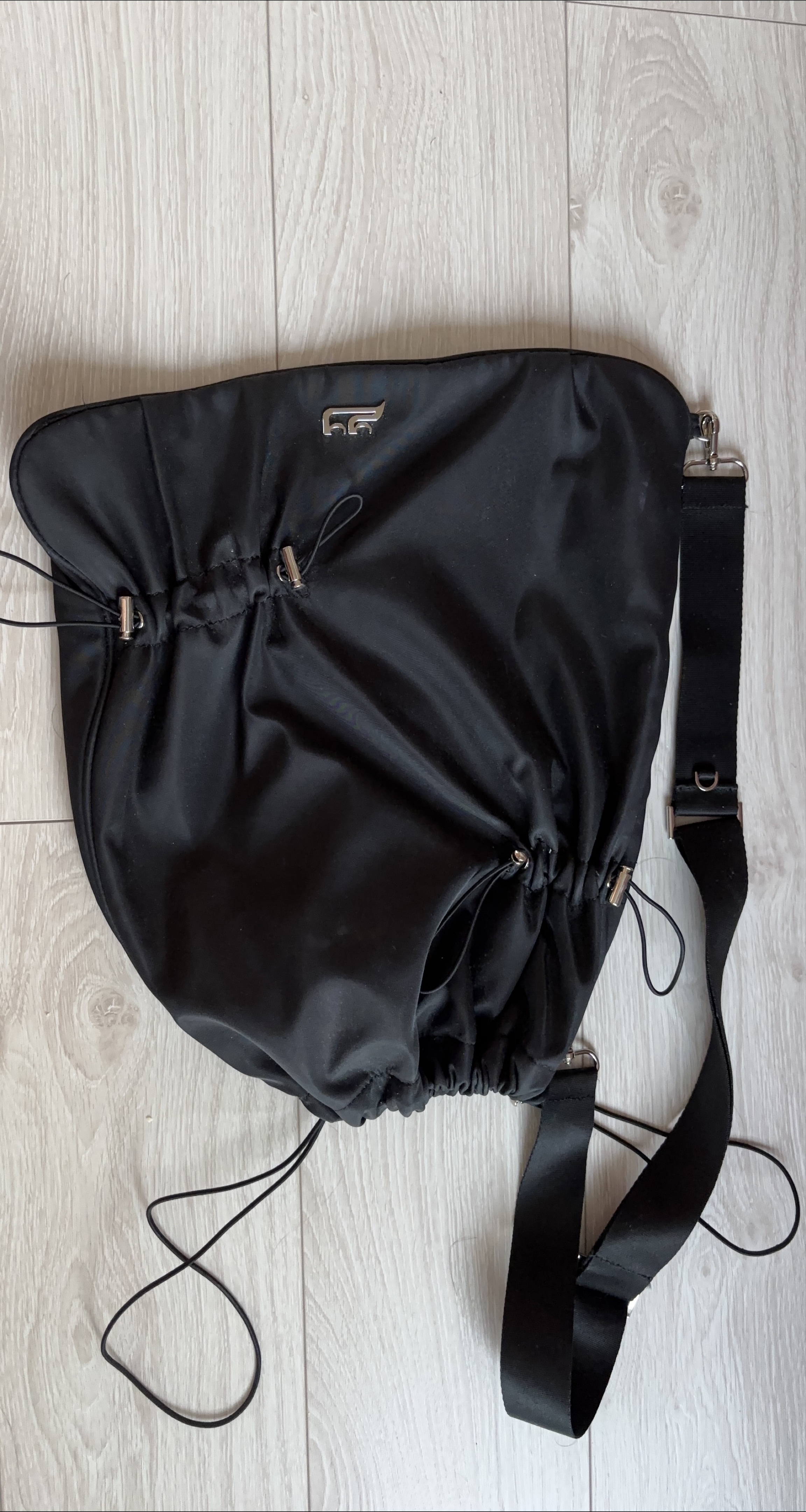 Yie Yie drawstring bag thumbnail