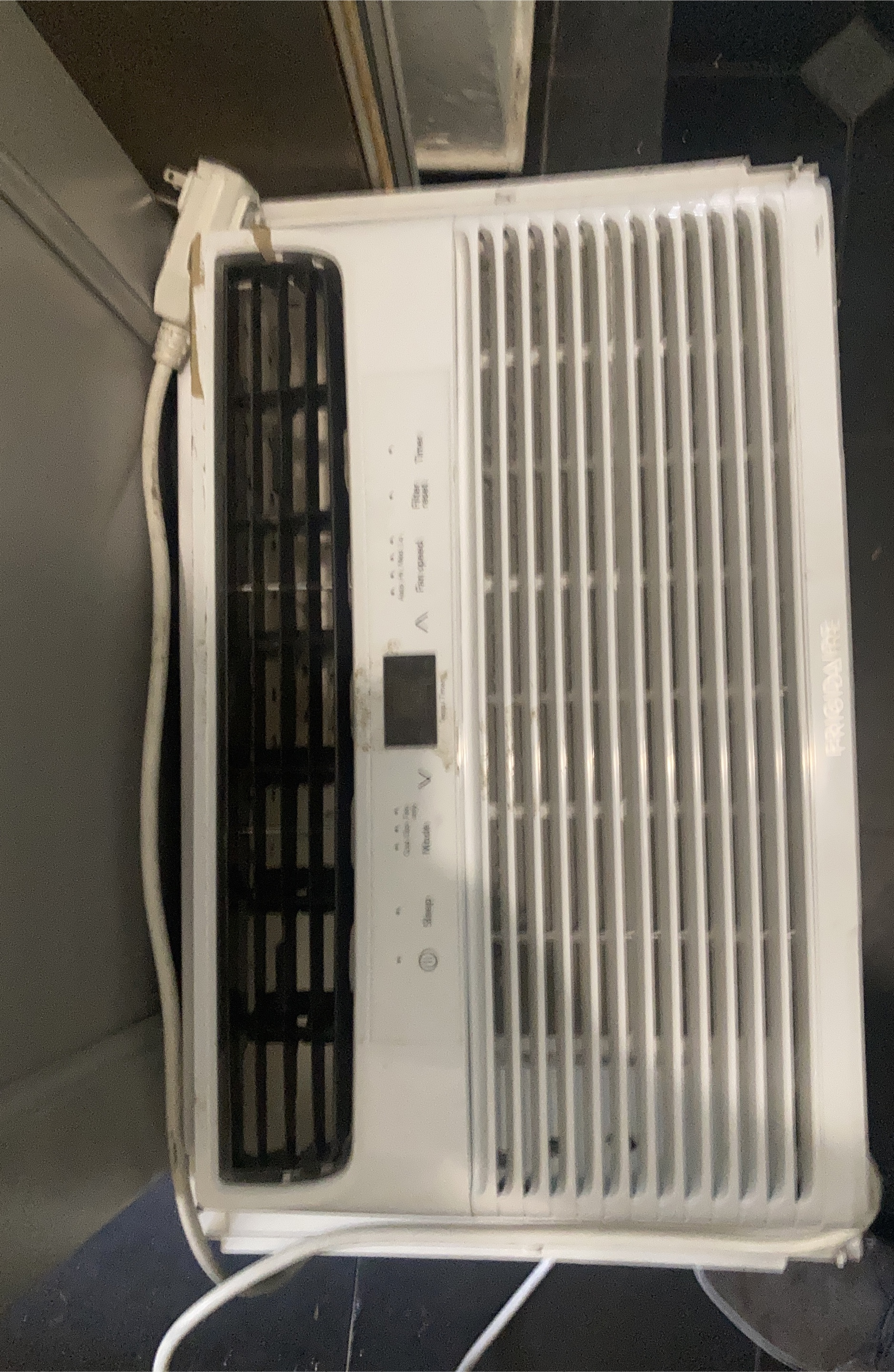 Frigidaire Window Air Conditioner thumbnail
