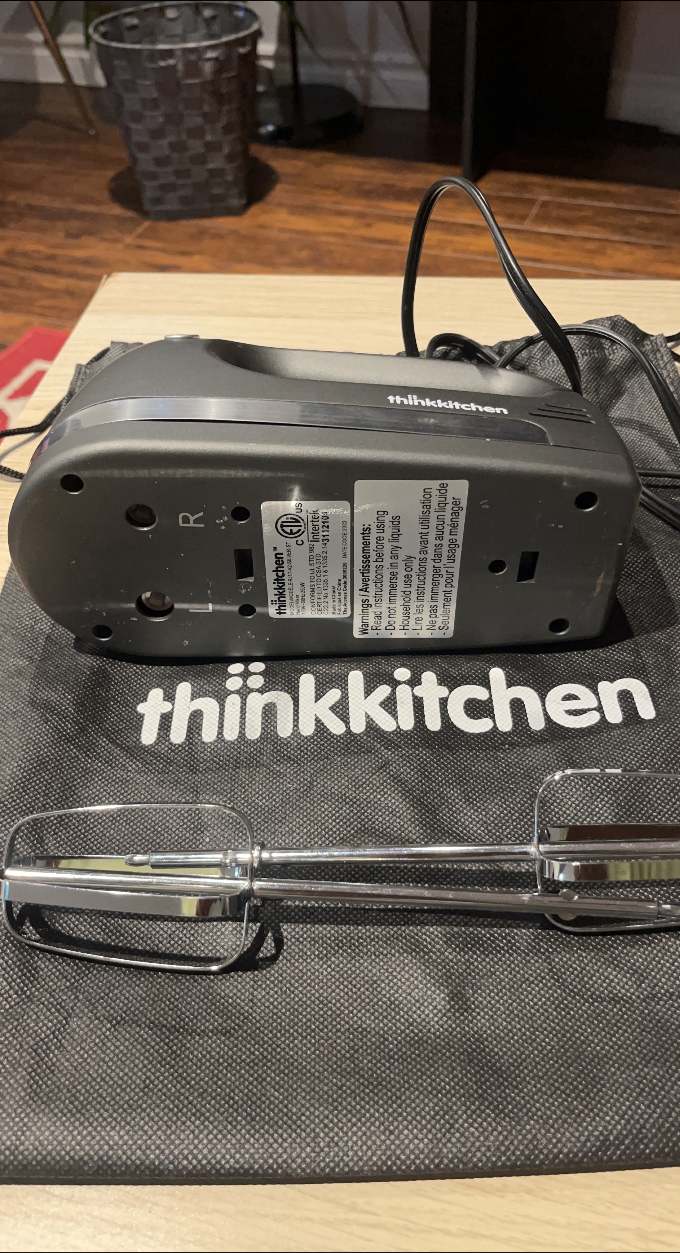 thinkkitchen Hand Mixer - Silver/Black thumbnail