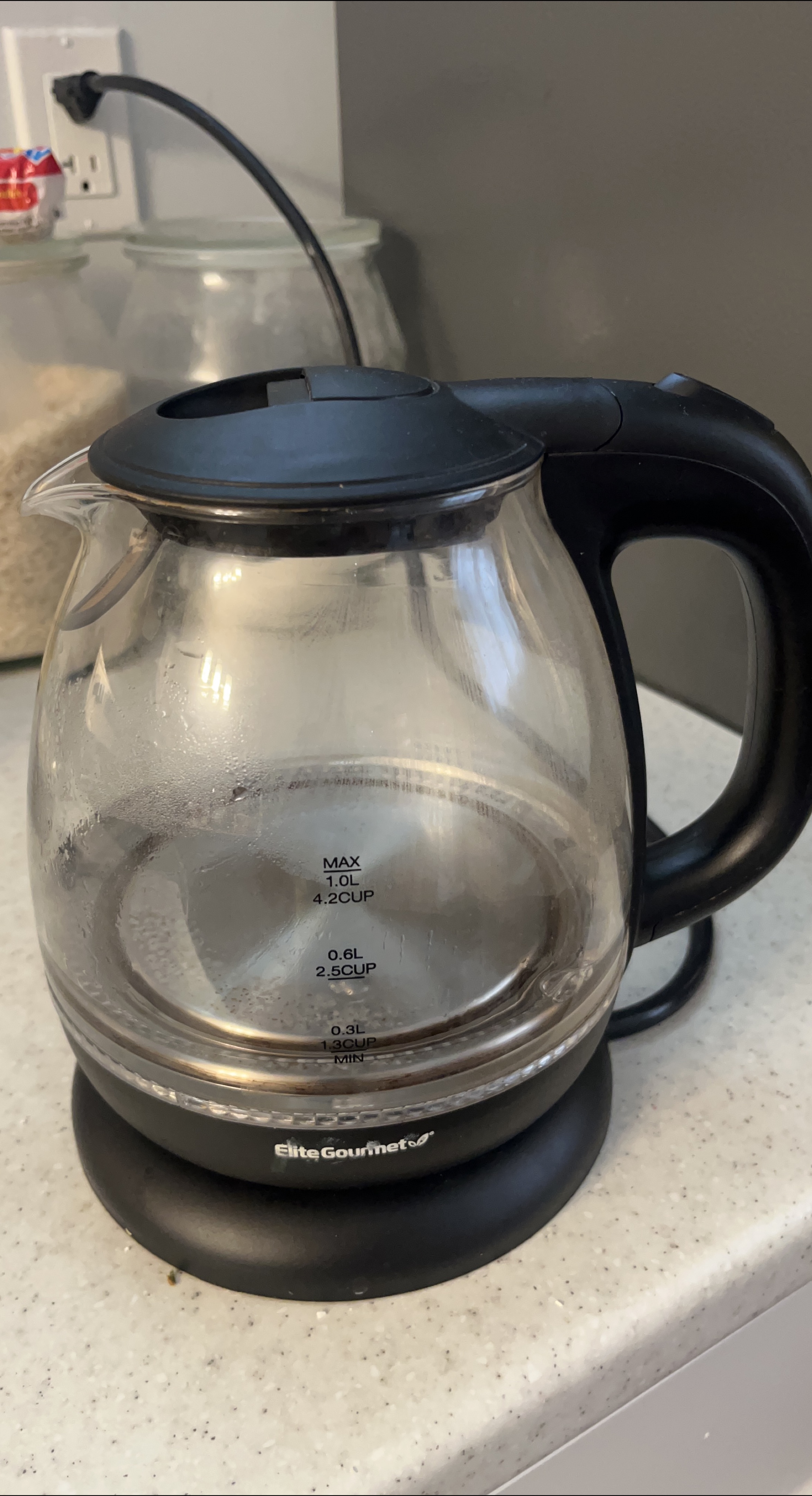 Elite Gourmet Electric Kettle thumbnail