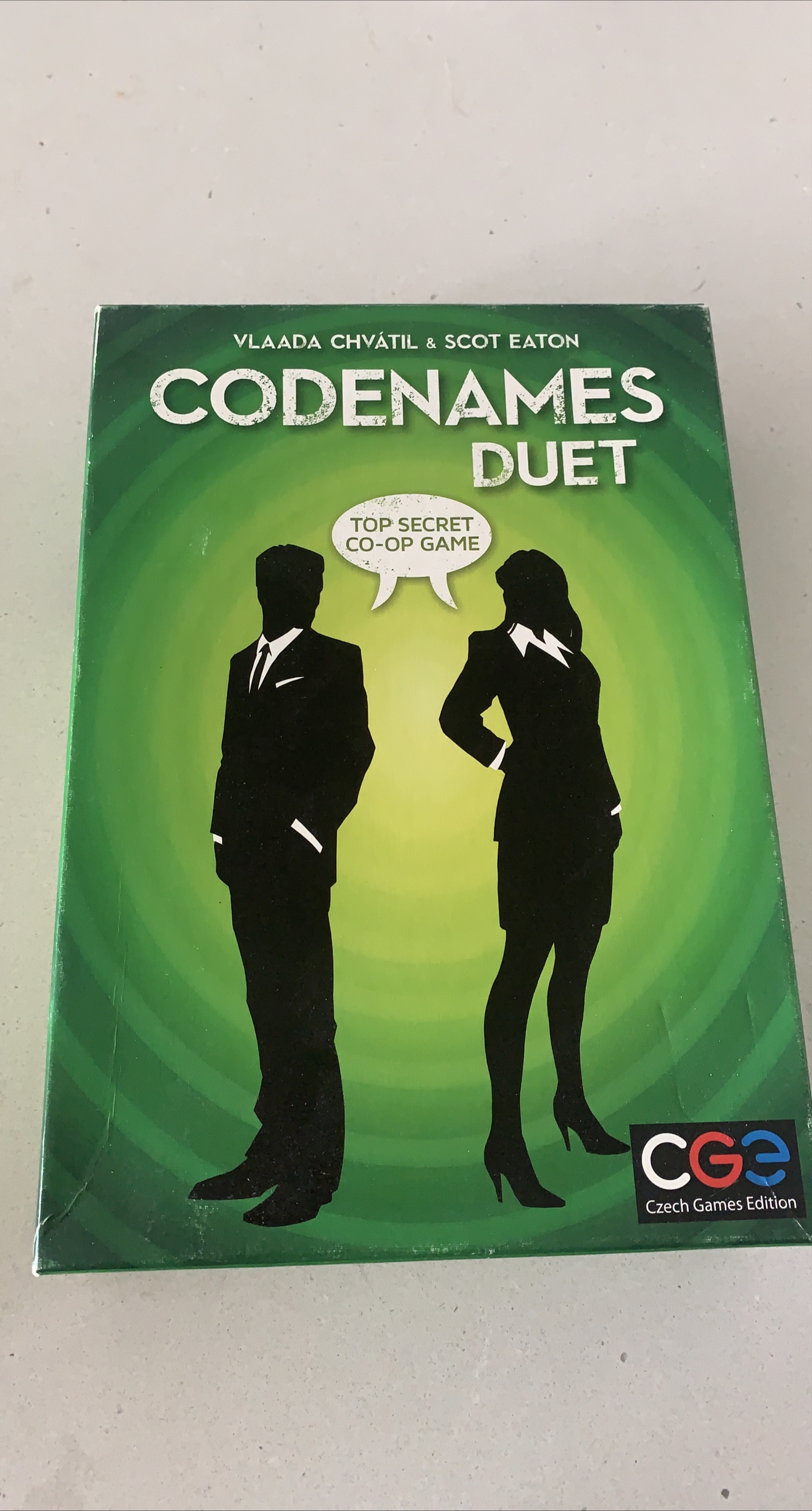 Codenames Duet Board Game thumbnail