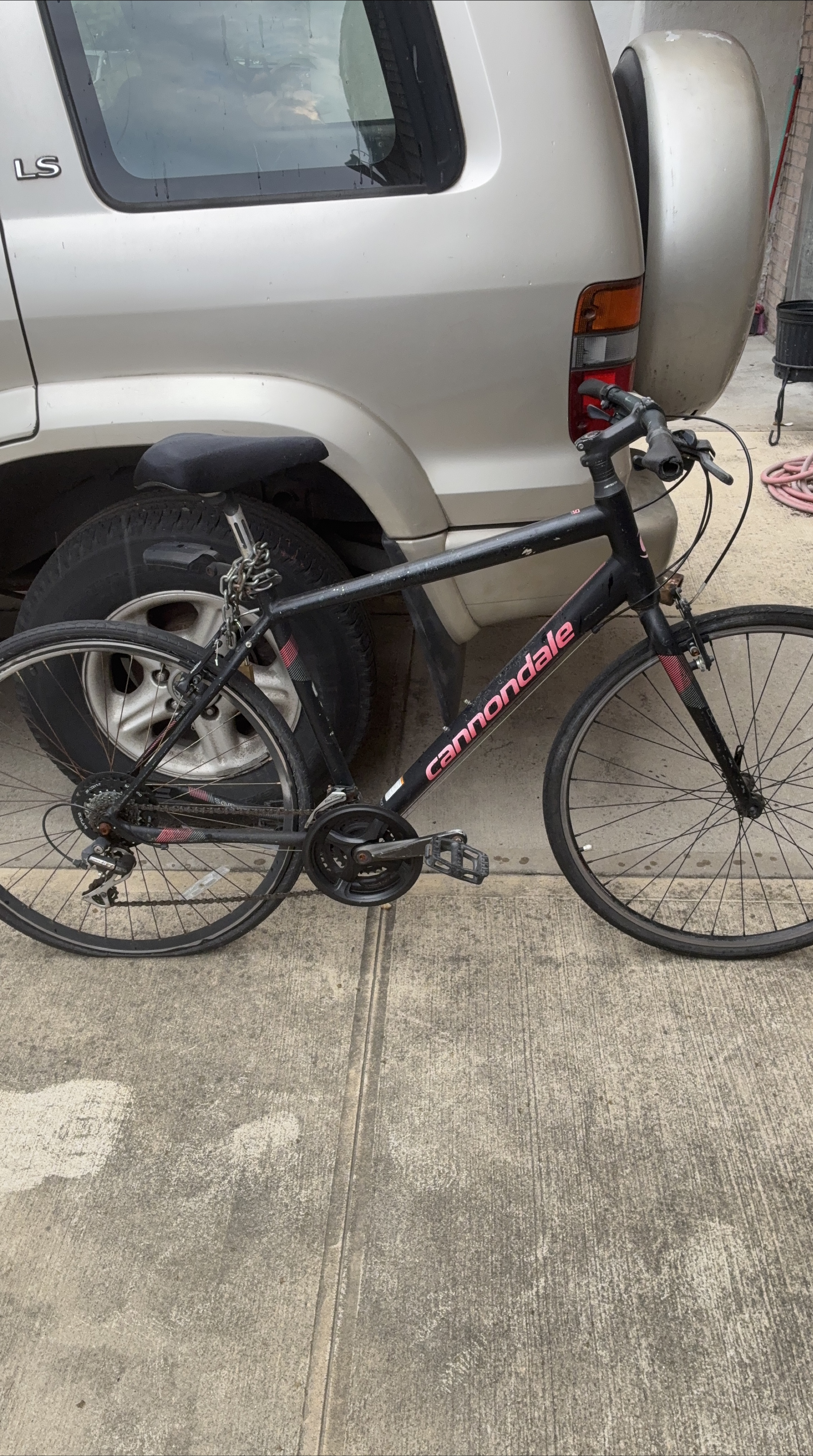 Cannondale Road Bike - Black thumbnail