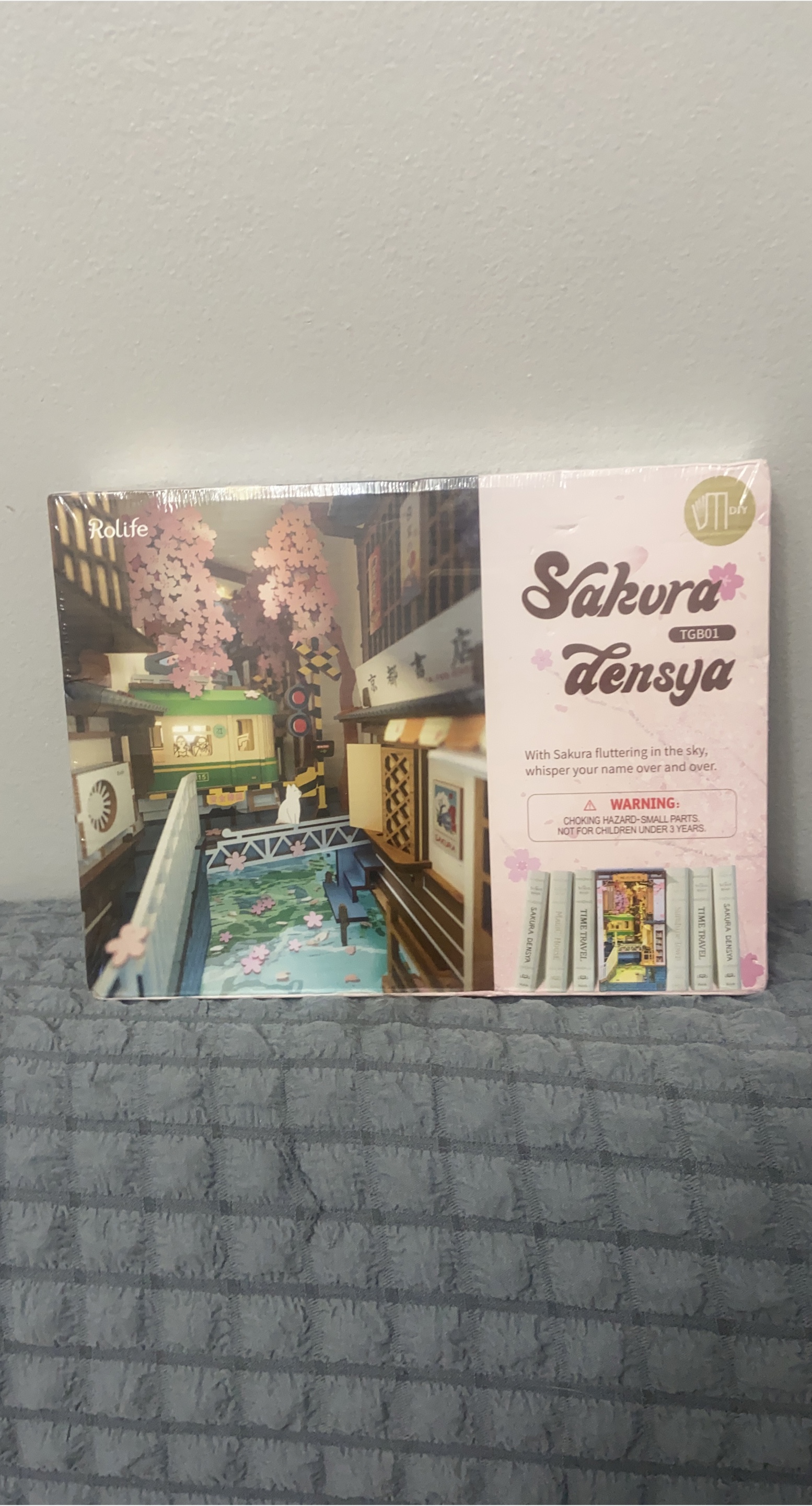 Rolife Sakura Densya TGB01 DIY Kit - New! thumbnail