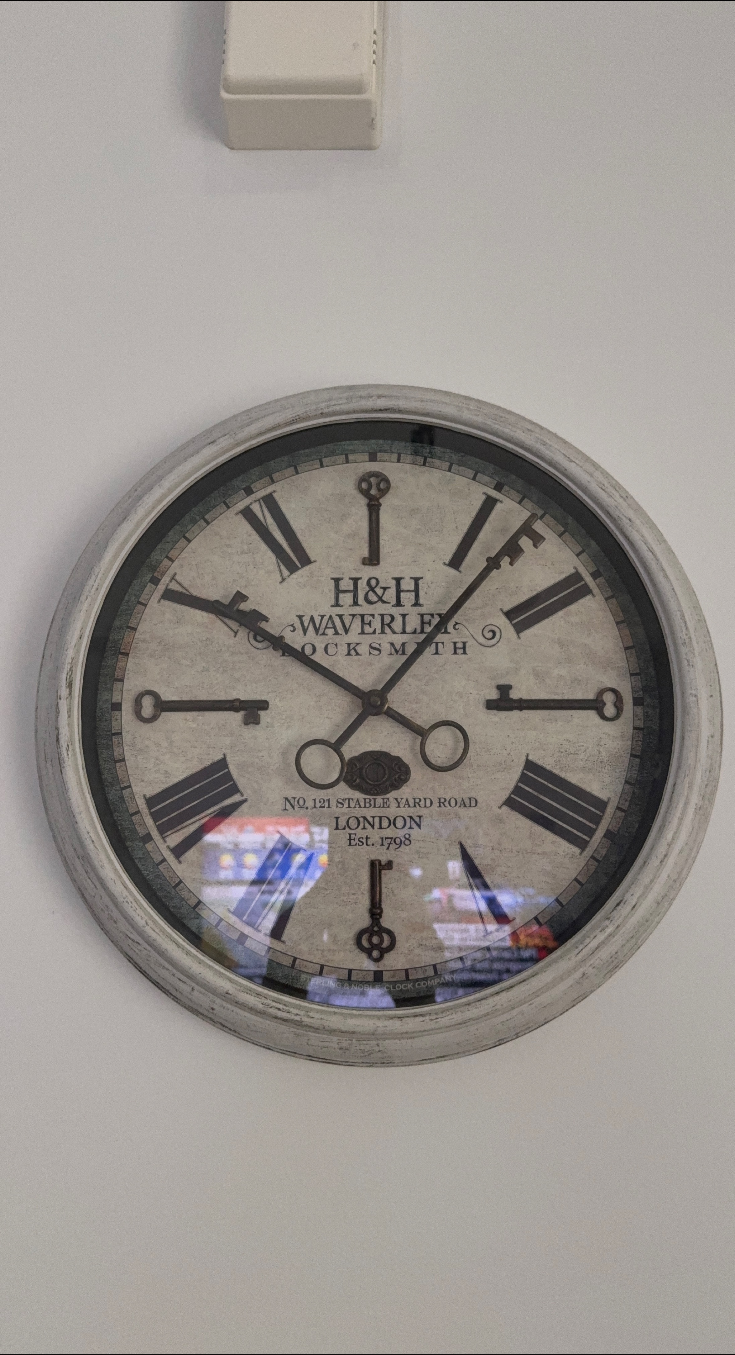 H&H Waverley Locksmith Wall Clock thumbnail