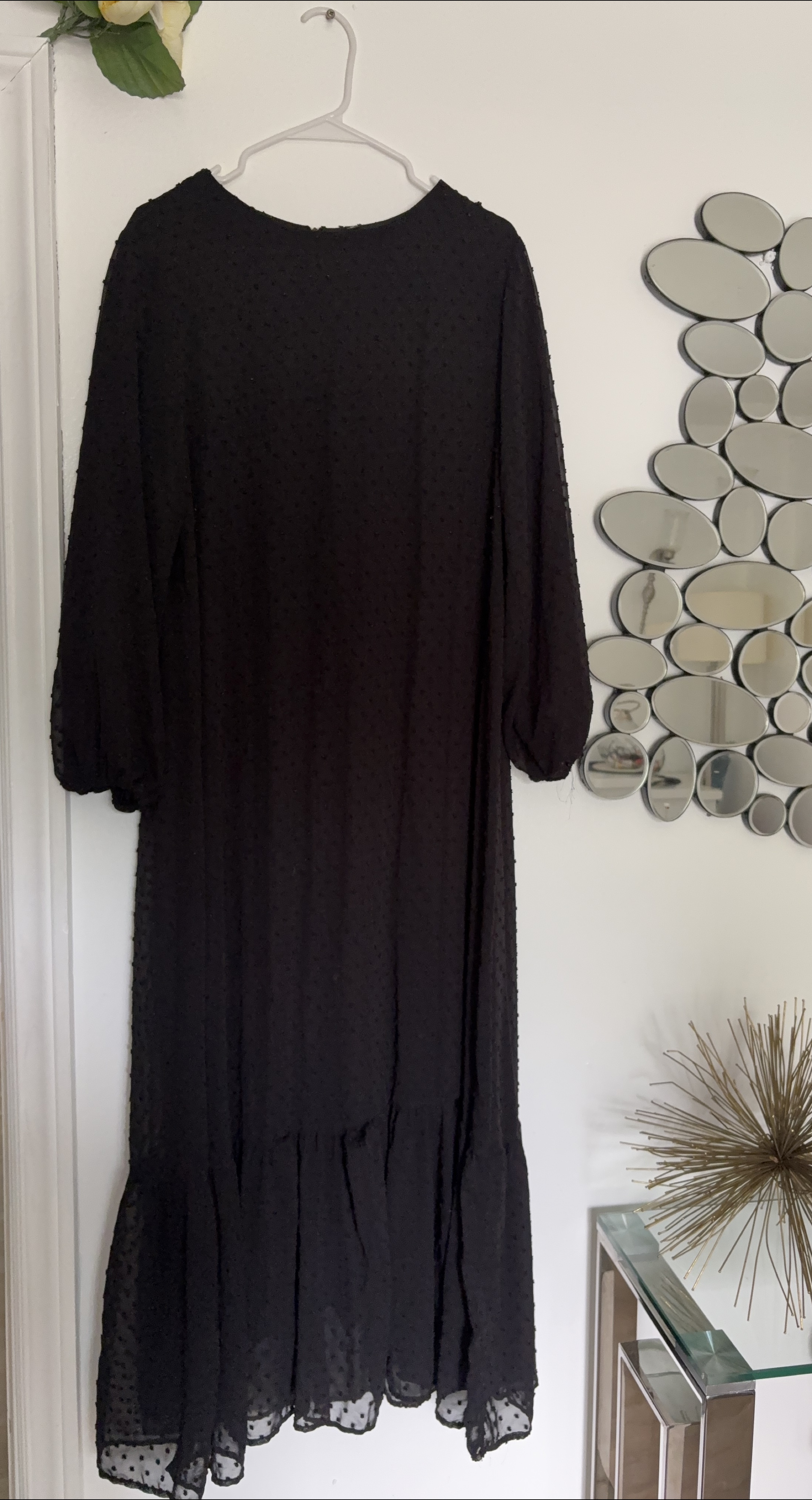 Black Tiered Midi Dress. Size m thumbnail