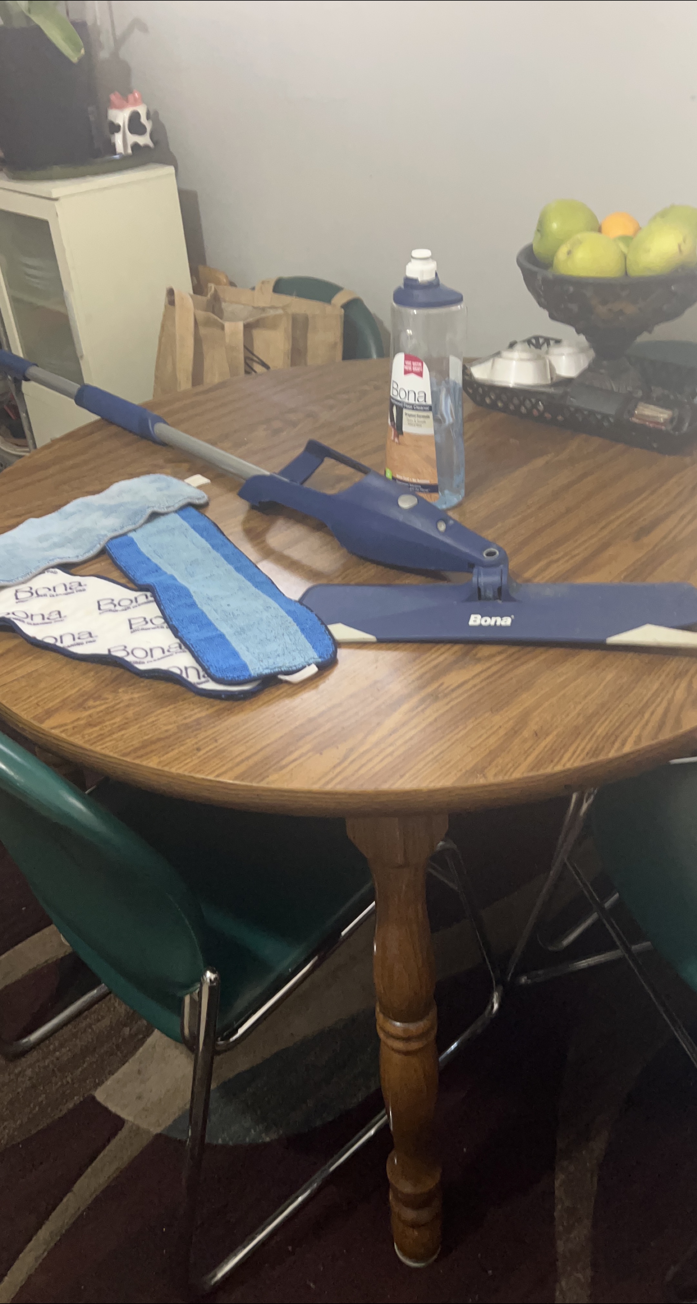 Bona Mop with Cleaning Pads thumbnail