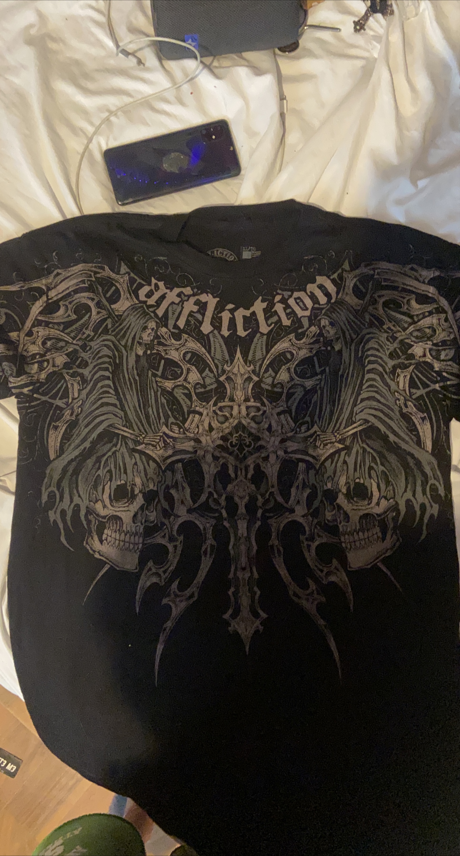 Affliction Black Graphic Tee - Size XL image indicator(1)