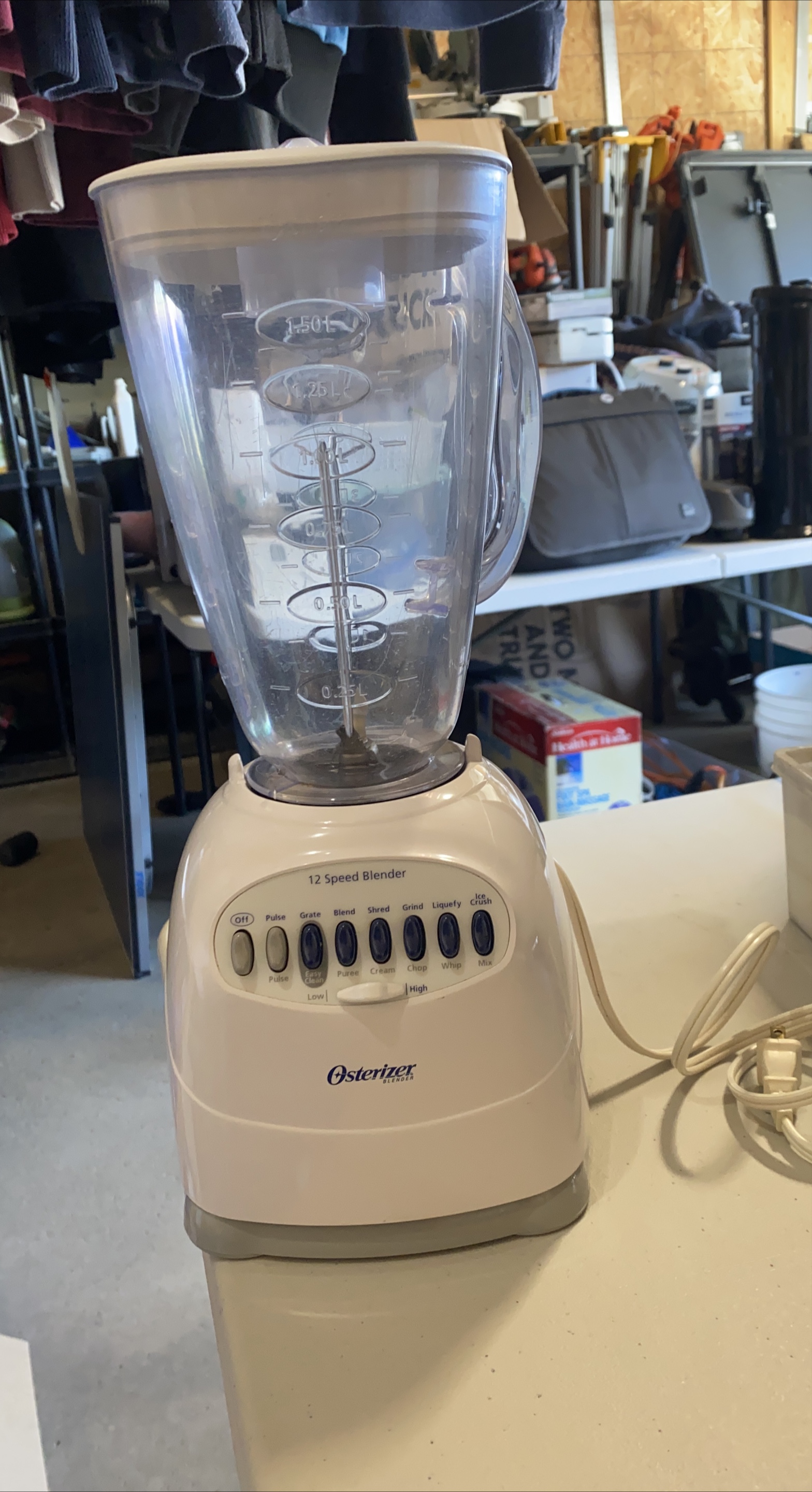 Osterizer 12-Speed Blender thumbnail