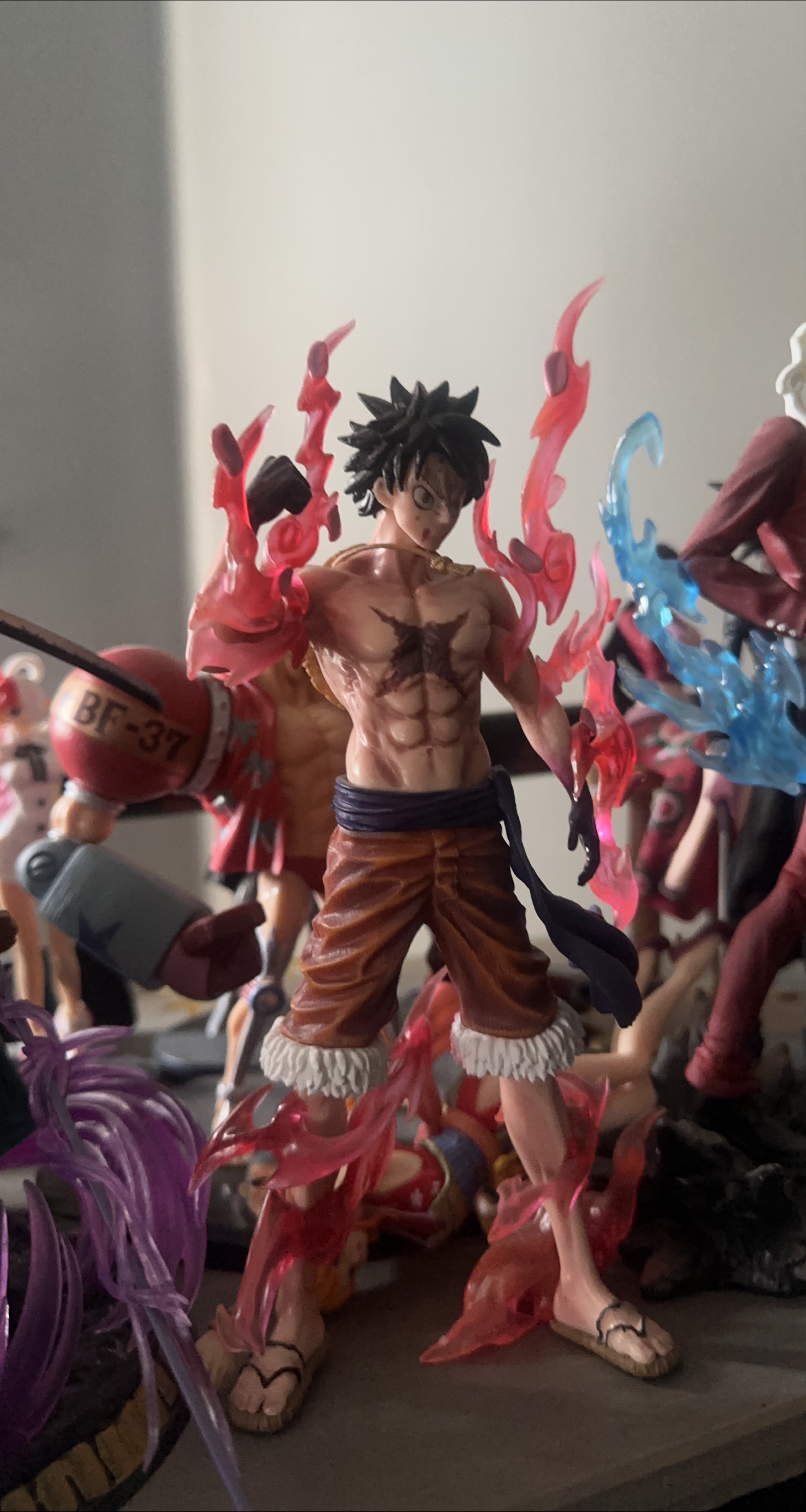 One Piece Luffy Gear 2 Figure thumbnail