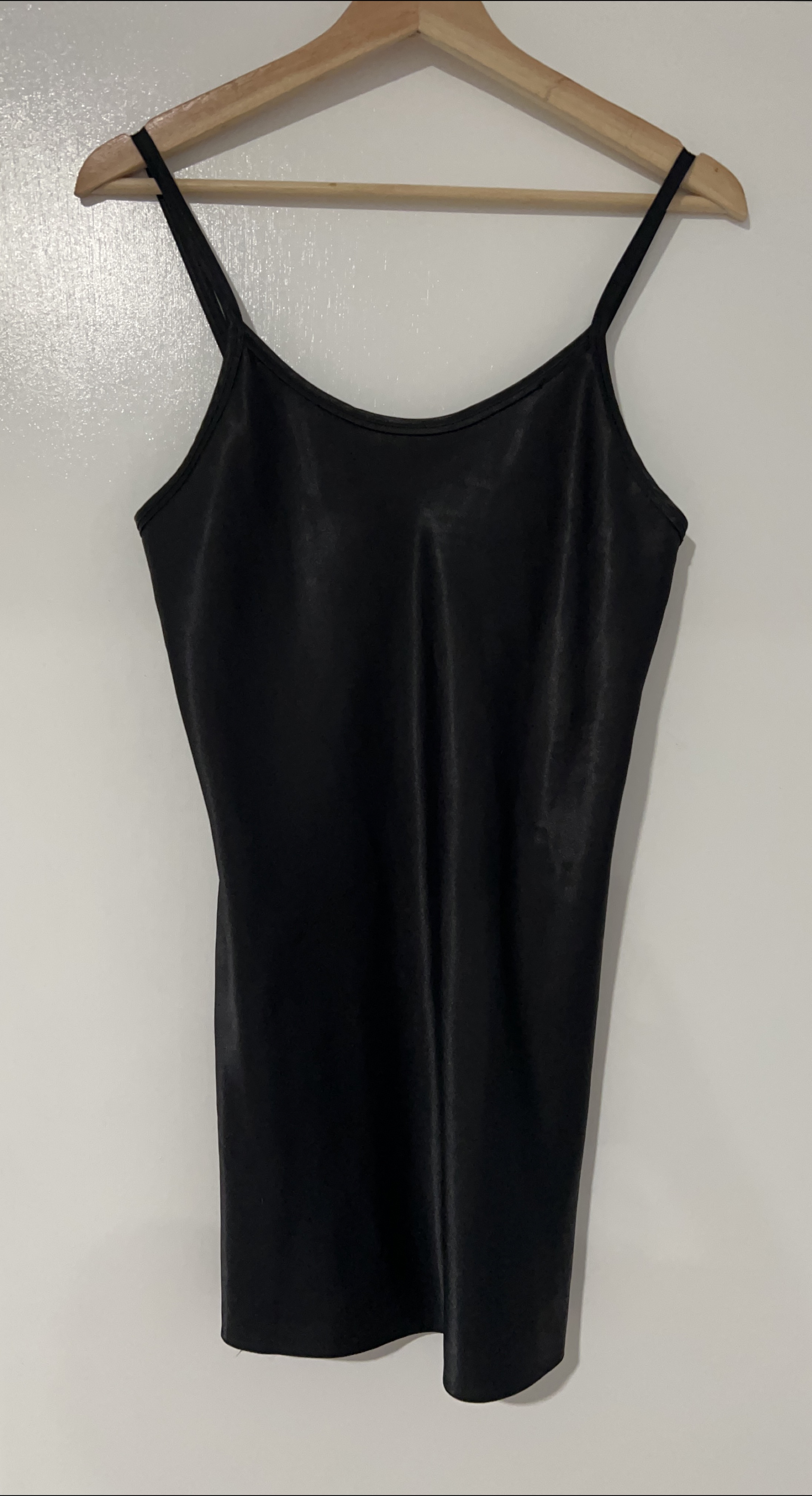Black Dress thumbnail