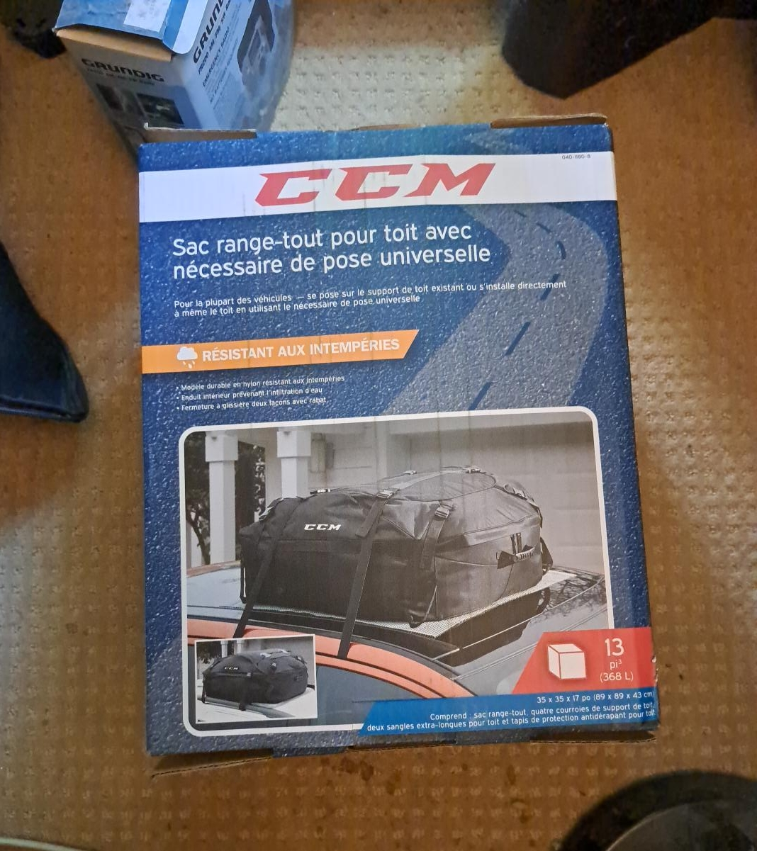 CCM Roof Cargo Bag with Universal Mounting Kit - 368L