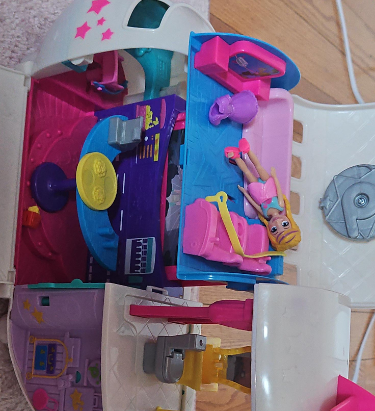 Polly Pocket On The Go Jet Plane Playset thumbnail