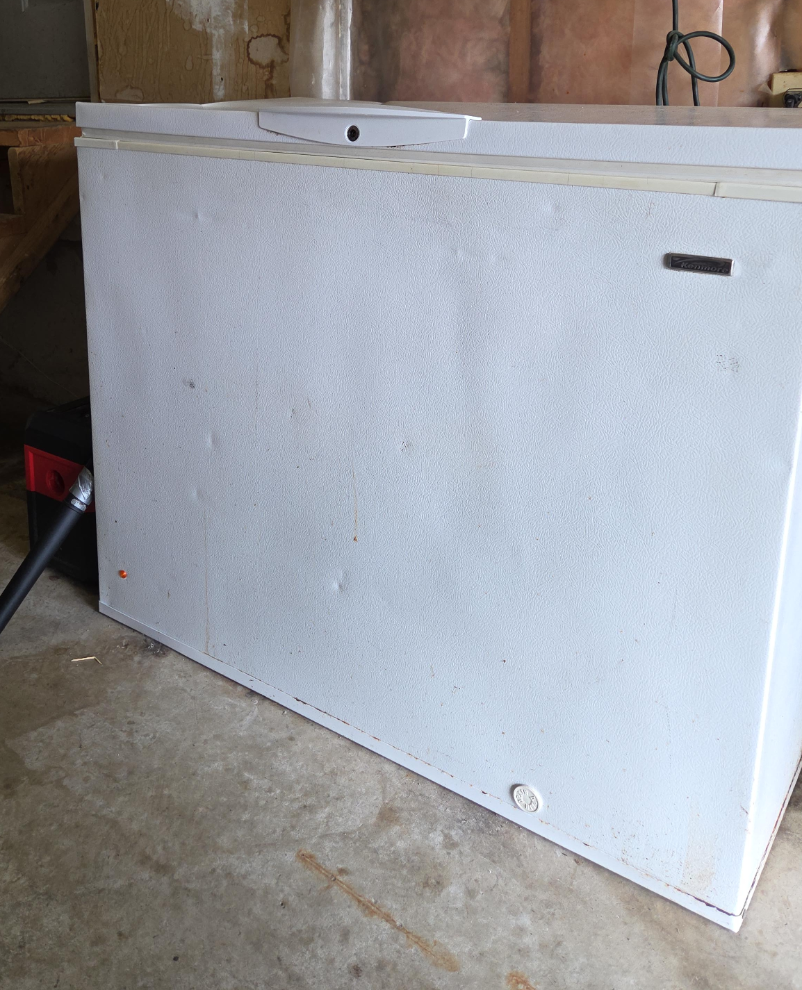 Kenmore Chest Freezer - White thumbnail