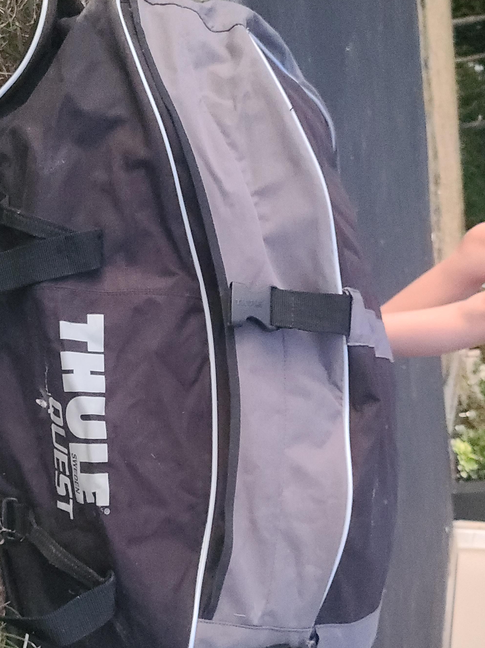 Thule Quest Cargo Bag - Black/Grey thumbnail