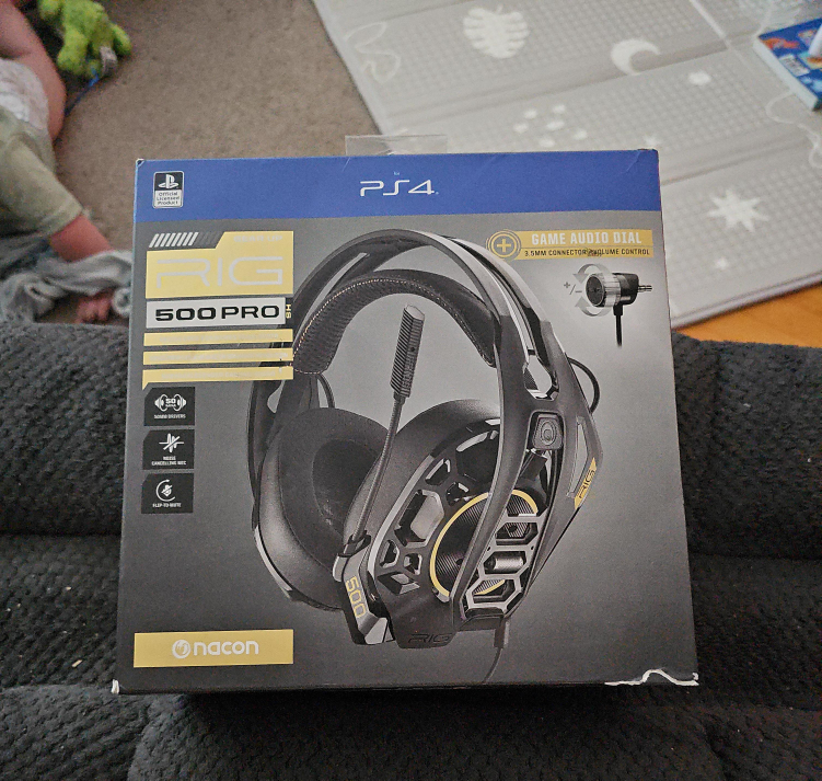 RIG 500 PRO Gaming Headset for PS4 thumbnail