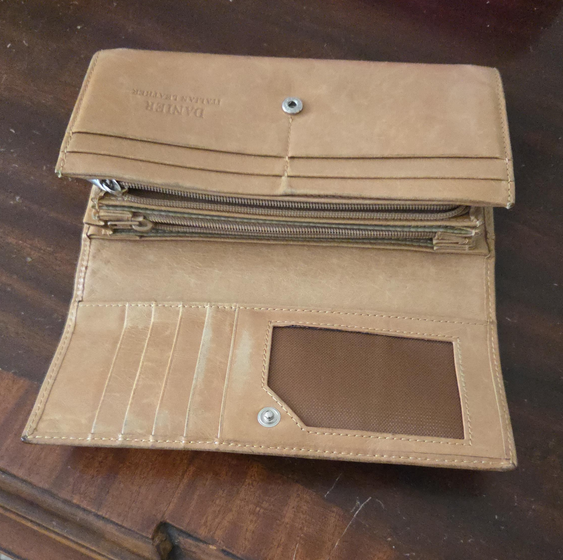 Danier Italian Leather Wallet thumbnail