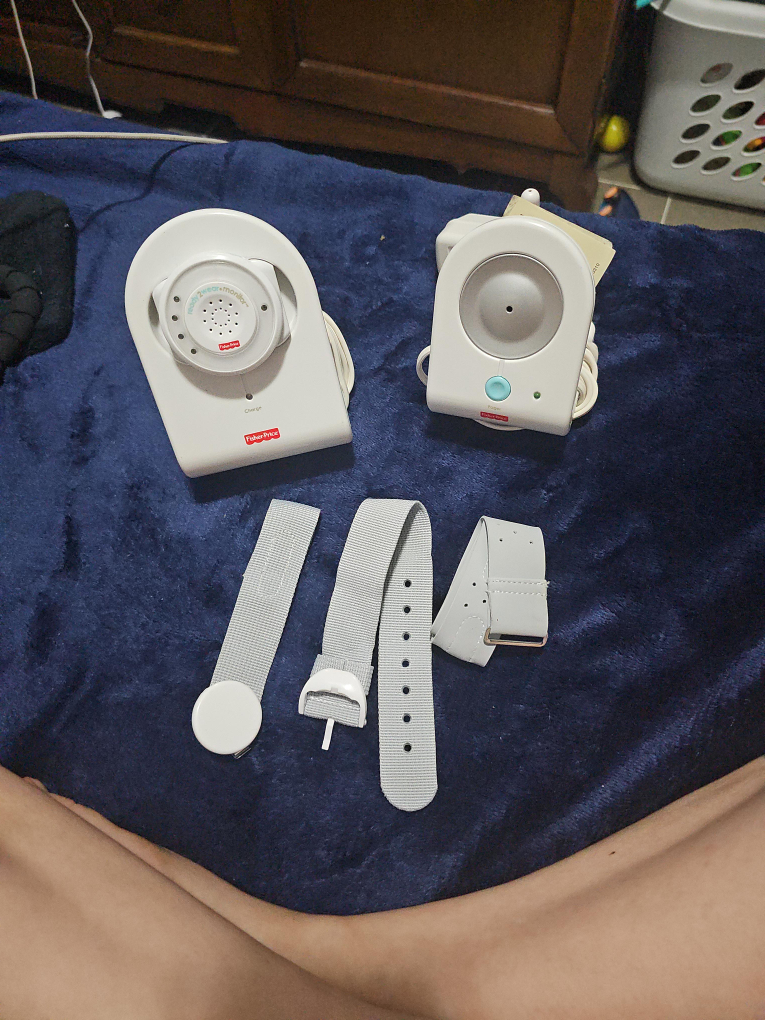 Fisher-Price Ready to Wear Monitor thumbnail