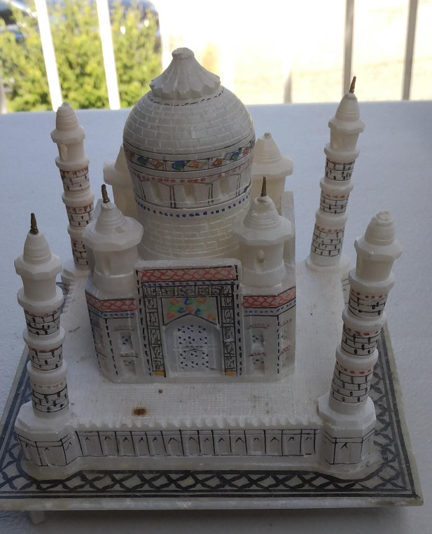 Taj Mahal Miniature Replica thumbnail
