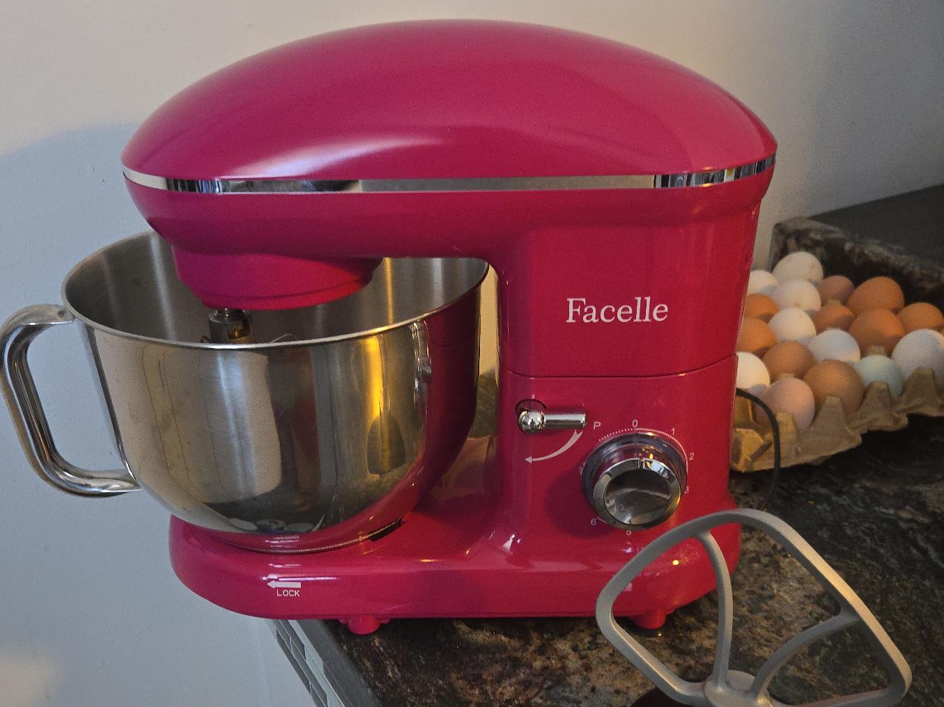 Facelle Pink Stand Mixer thumbnail
