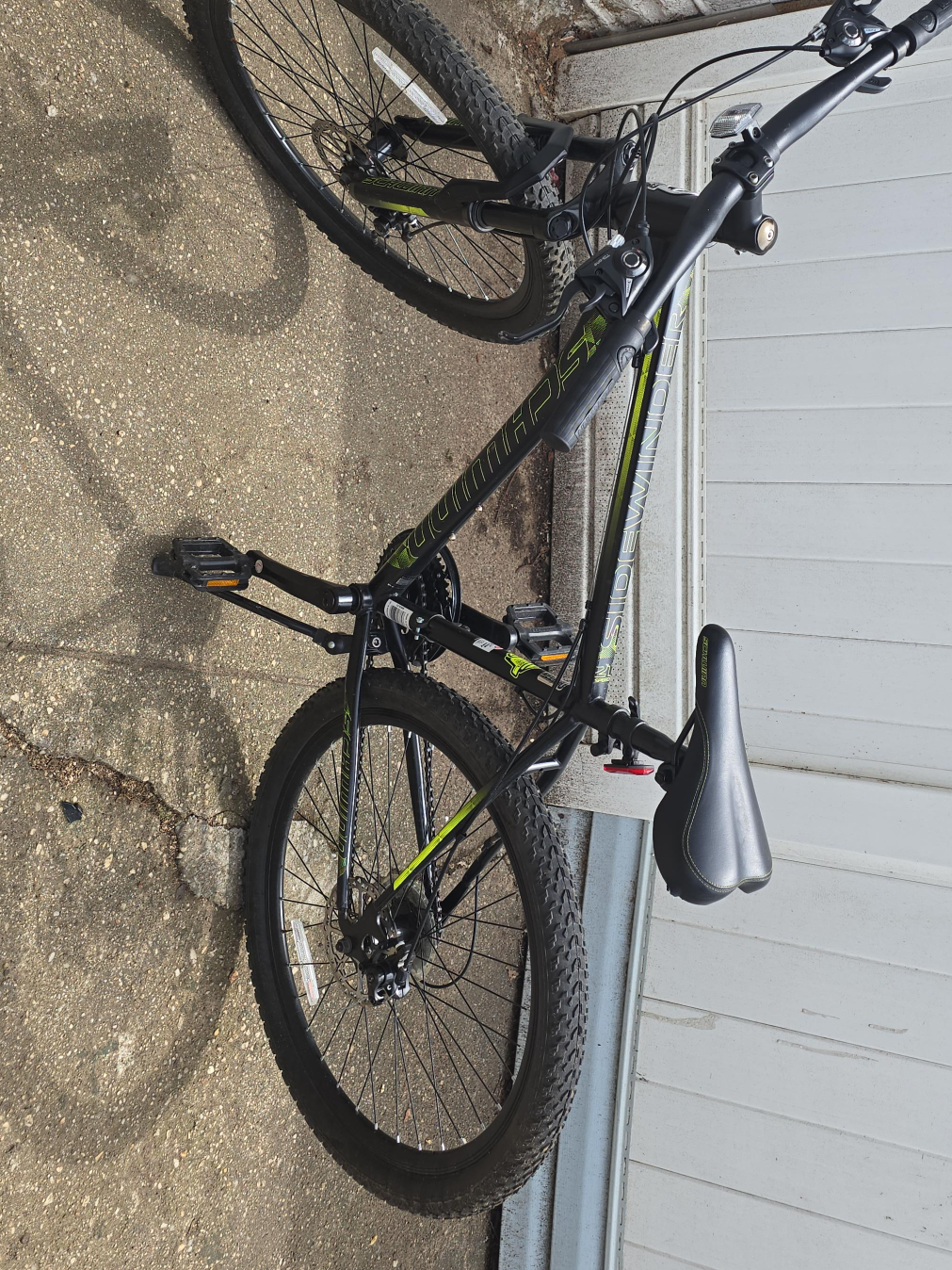 Schwinn Sidewinder Mountain Bike thumbnail
