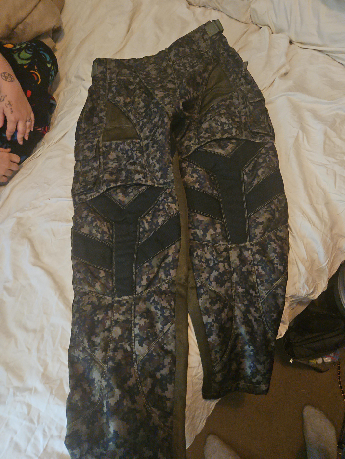 Camo Tactical Pants thumbnail