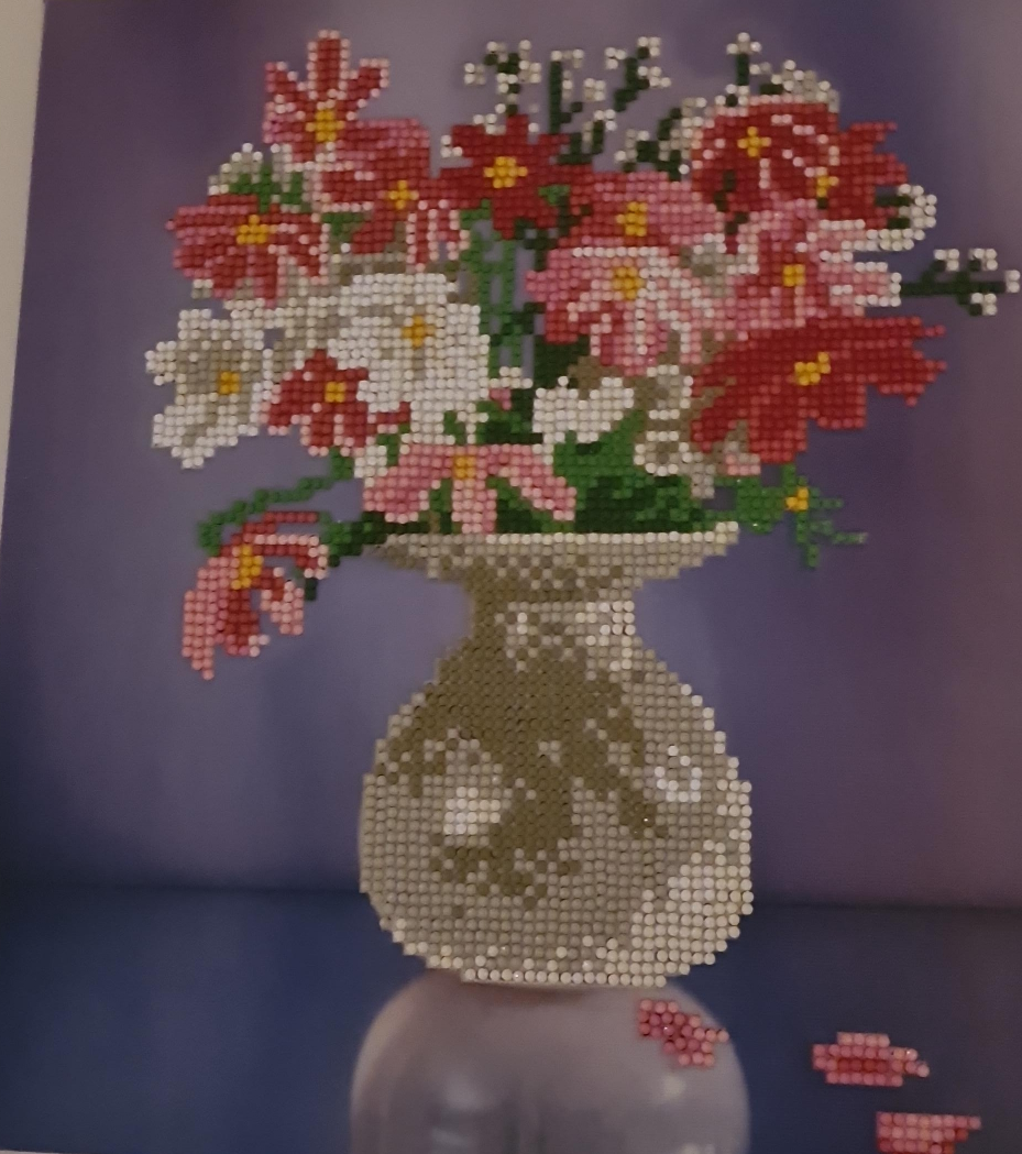 Diamond Art Vase with Flowers thumbnail