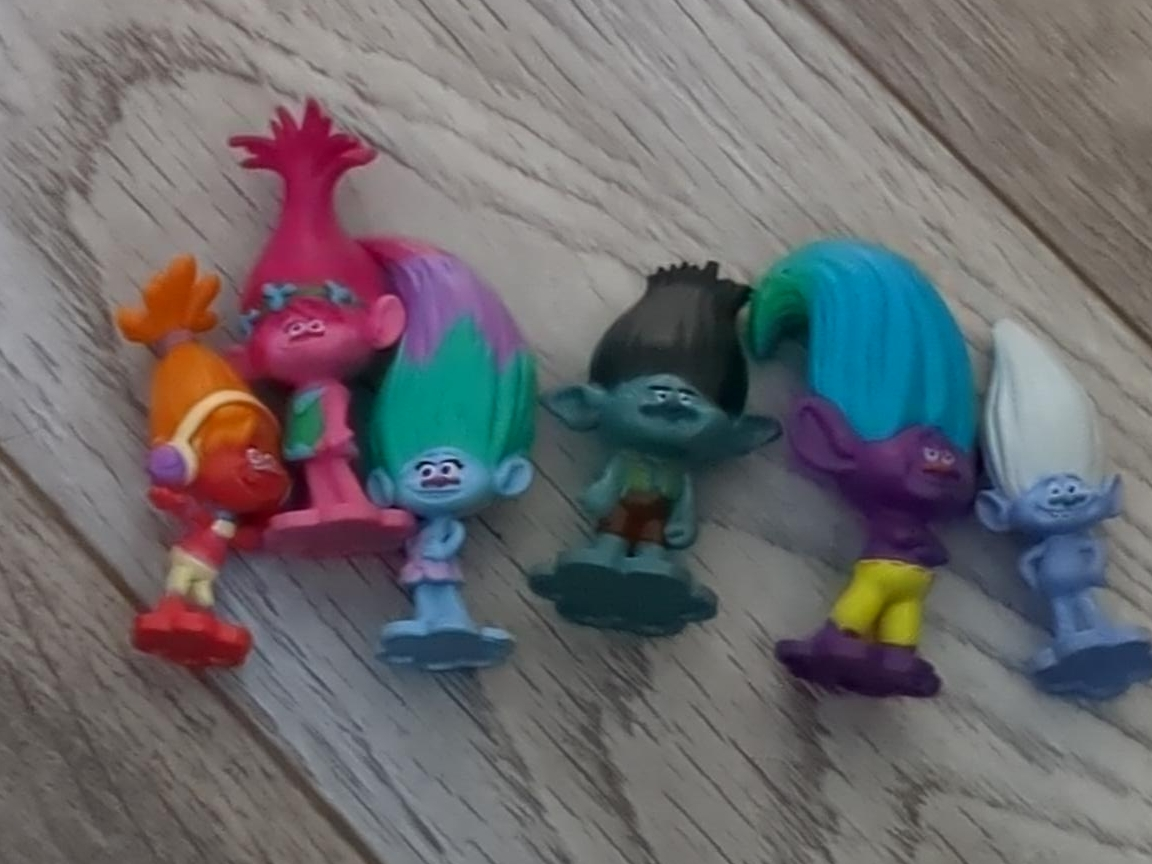 Trolls Figures Lot of 6 thumbnail