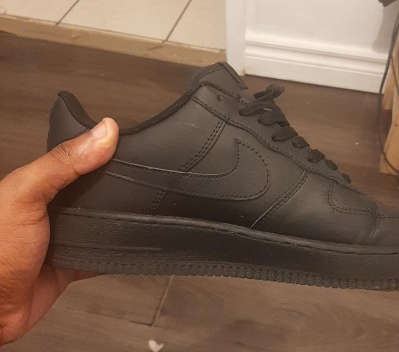 Nike Air Force 1 - Black thumbnail