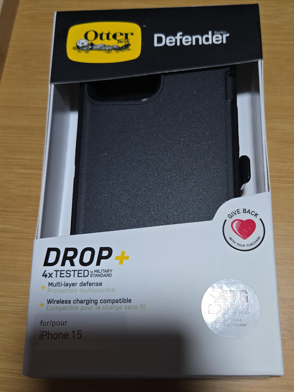 New OtterBox Defender Case for iPhone 15 thumbnail