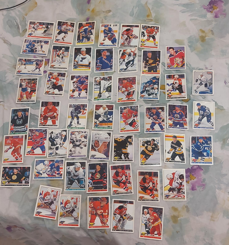 51 Vintage Hockey Trading Cards thumbnail