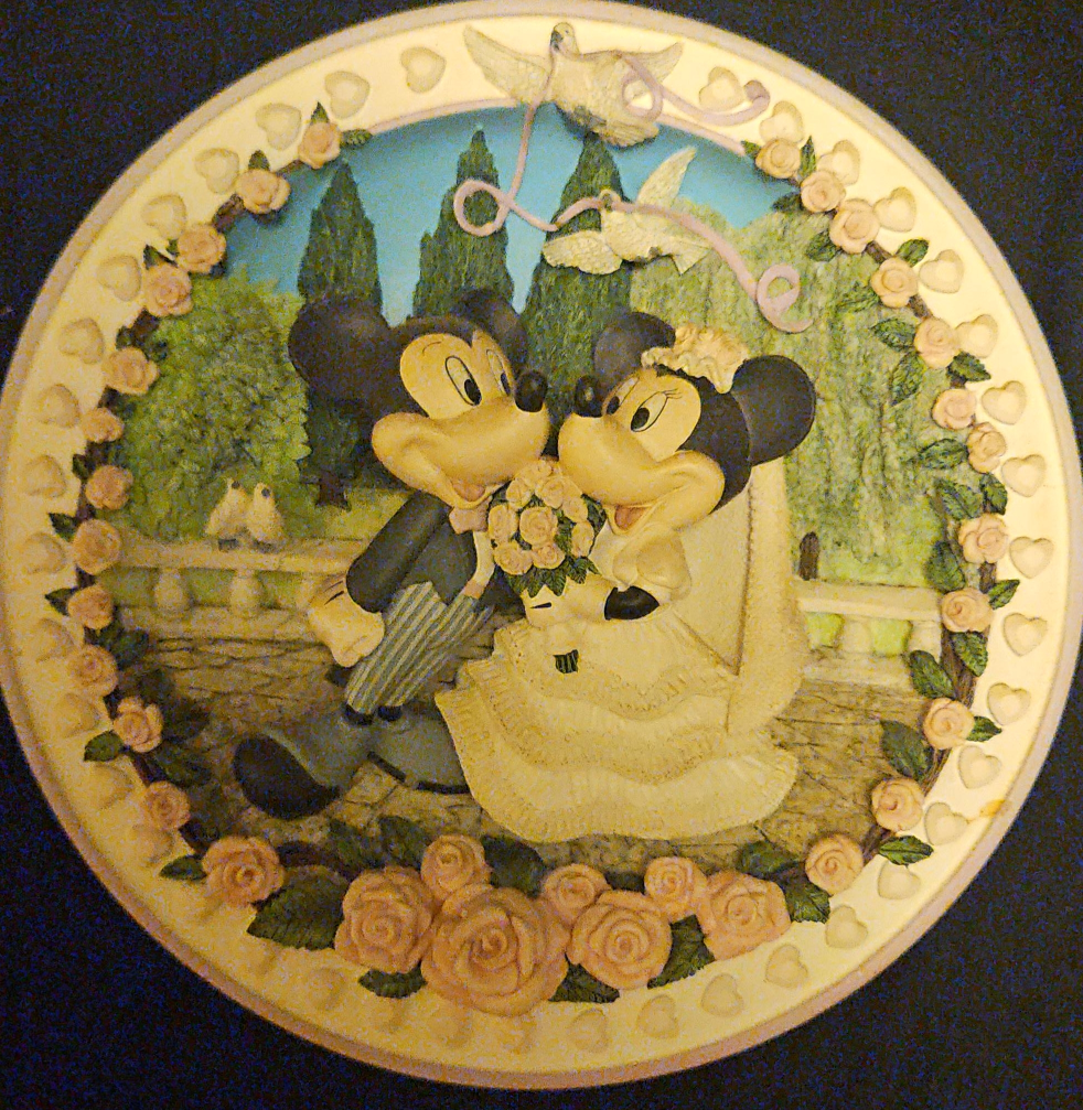 Disney Mickey & Minney Decorative Wedding Plate thumbnail