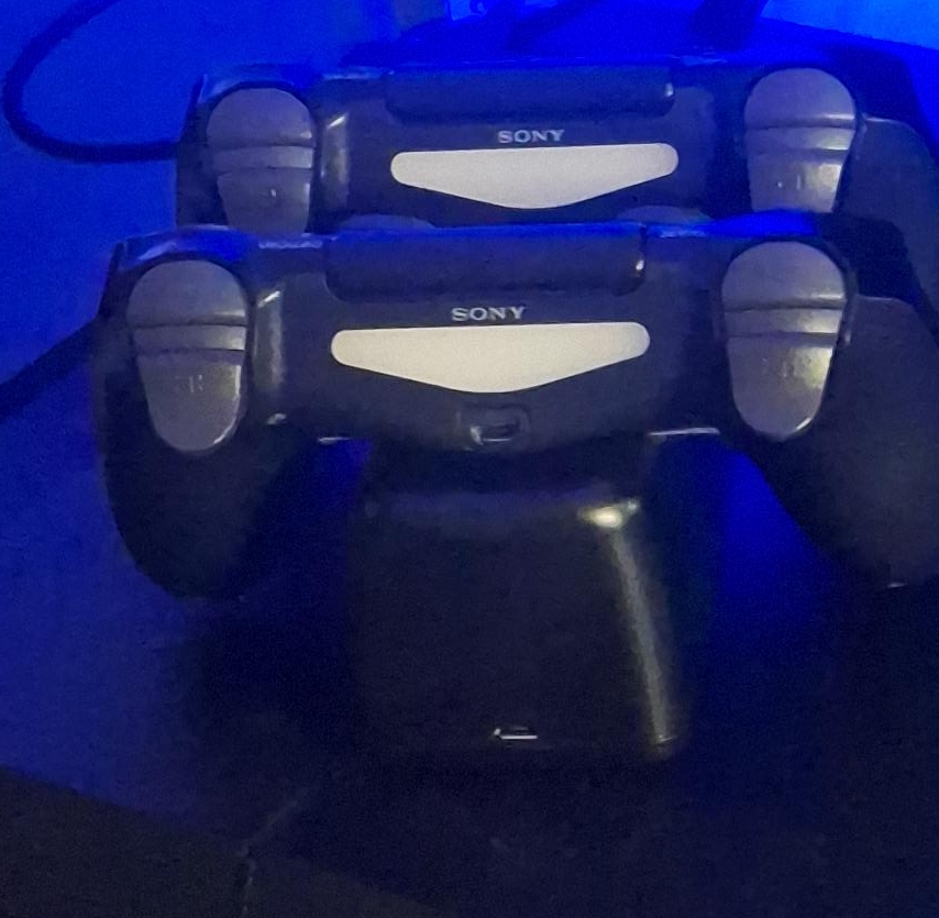 Sony PlayStation 4 Console thumbnail