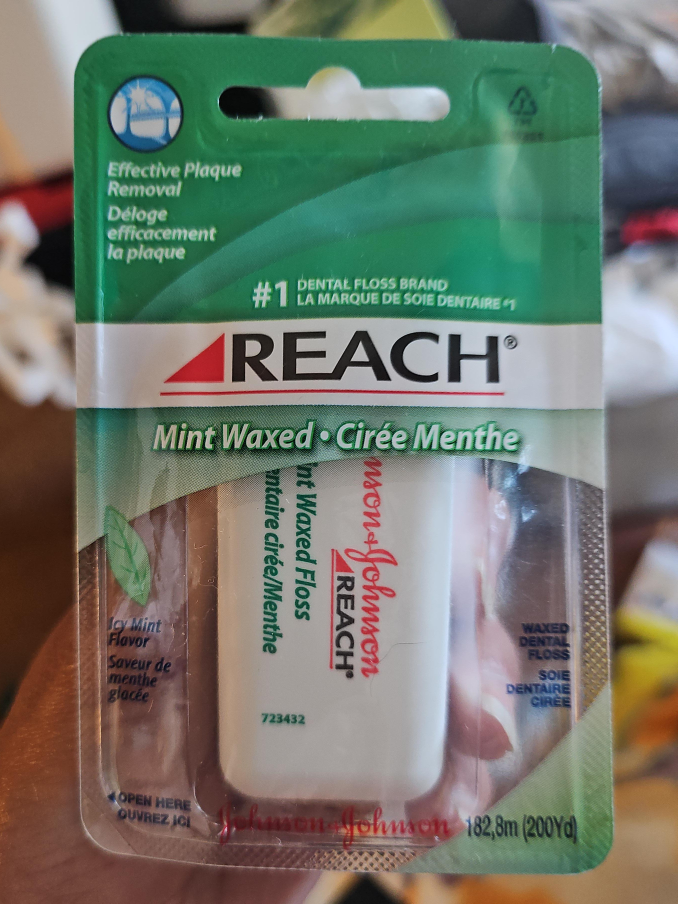REACH Mint Waxed Dental Floss - 200yd