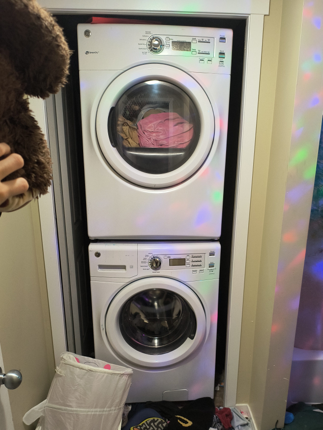 GE Spacemaker Stackable Washer and Dryer thumbnail