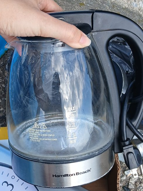 Hamilton Beach Glass Electric Kettle thumbnail