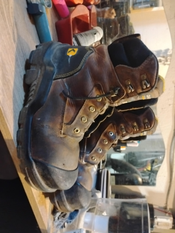 Kodiak Brown Leather Work Boots thumbnail
