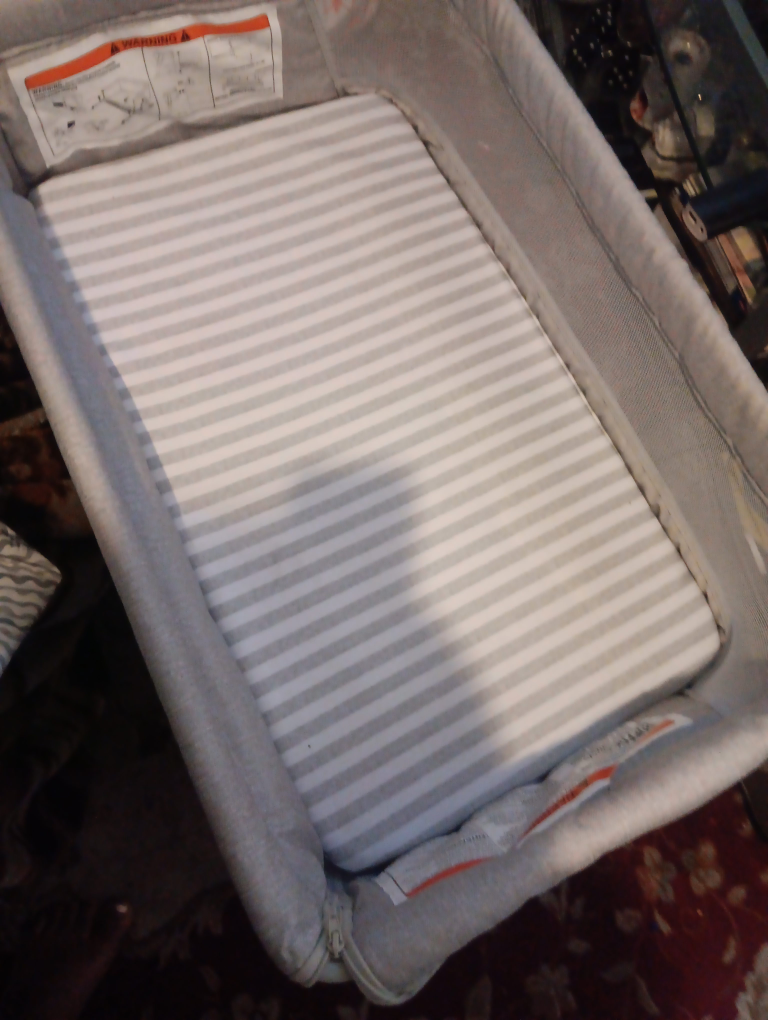 Bassinet thumbnail