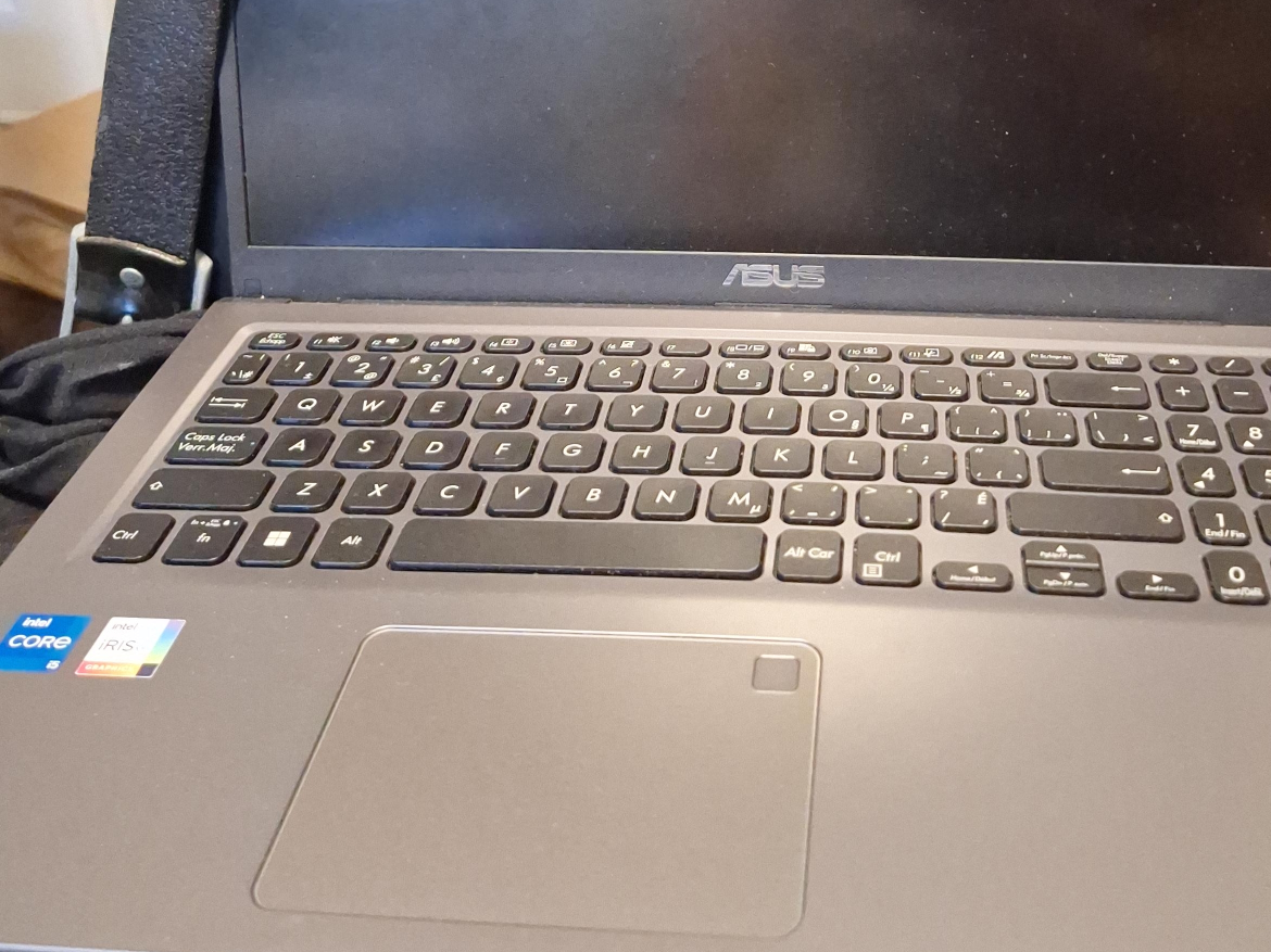 ASUS Vivobook X515EA Laptop