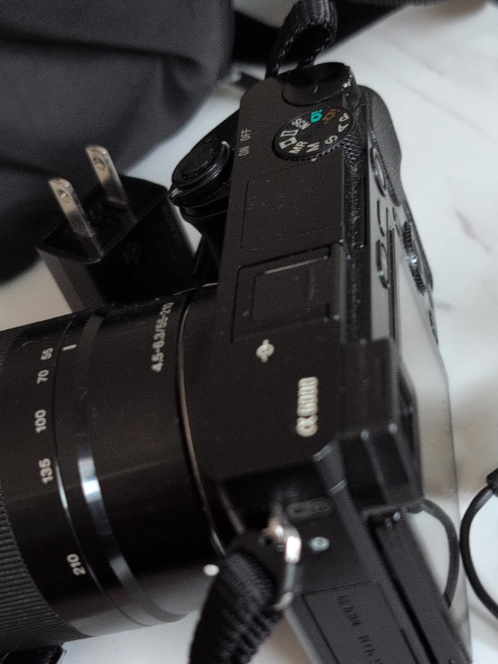 Sony Alpha a6000 Camera