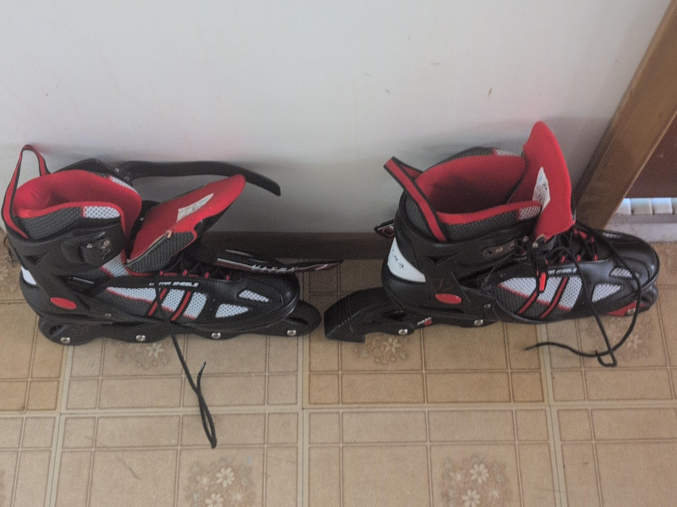 Black & Red Roller Blades Size 12 thumbnail