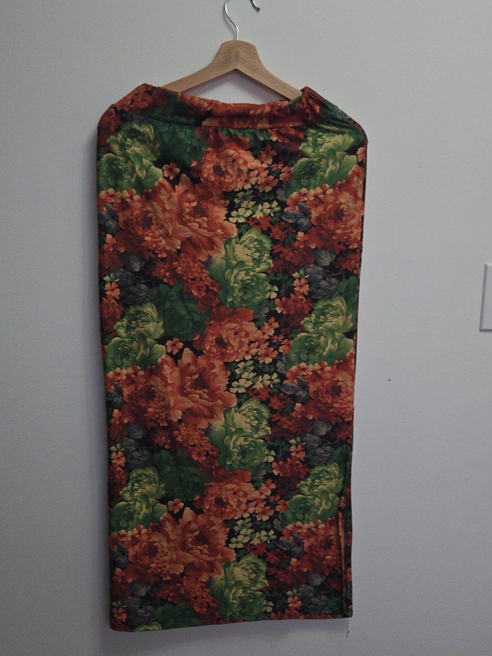 Floral Print long Skirt thumbnail
