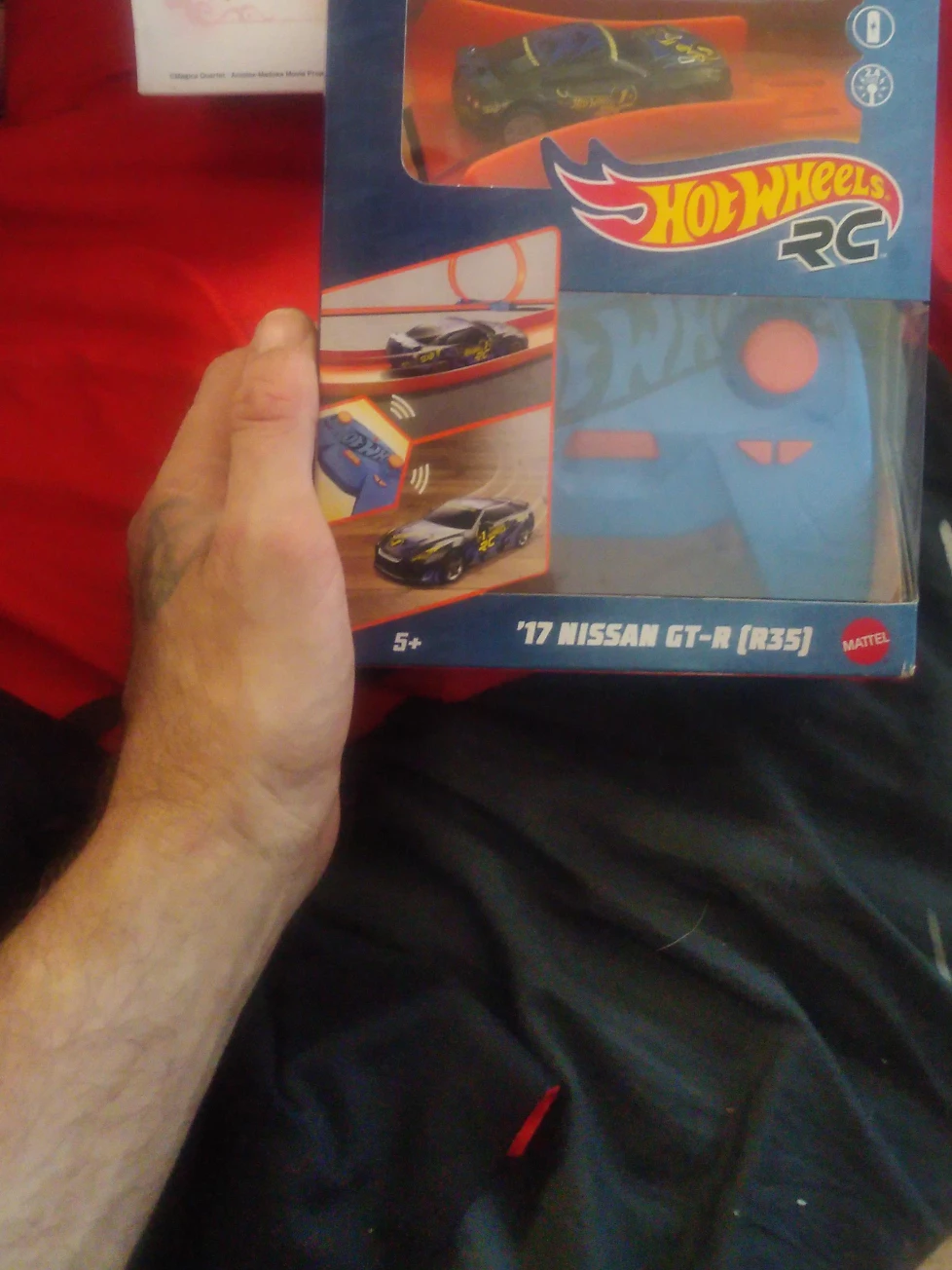New Hot Wheels RC '17 Nissan GT-R (R35) thumbnail
