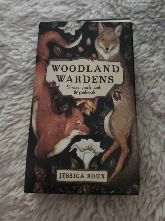 Woodland Wardens Oracle Deck by Jessica Roux thumbnail
