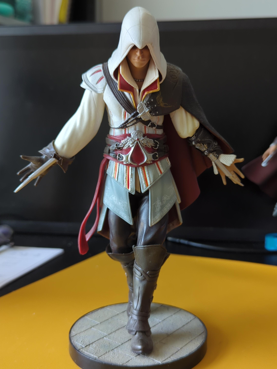 Assassin's Creed II Ezio Figurine