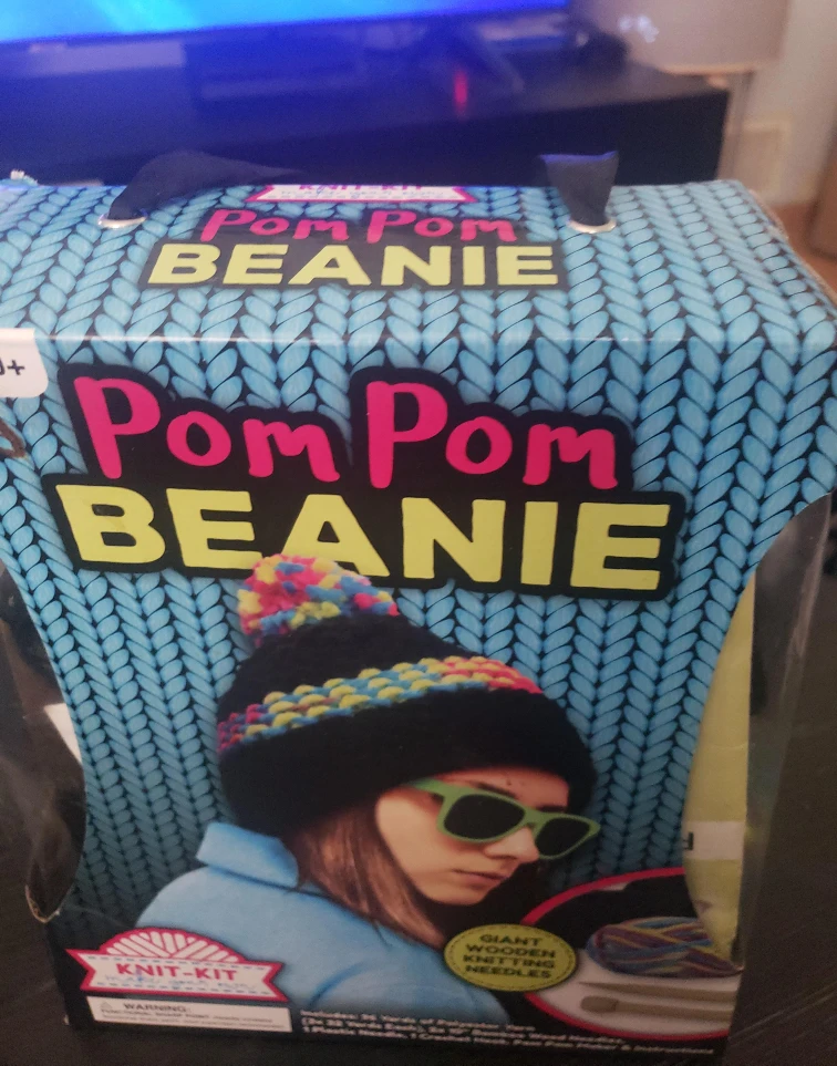 Pom Pom Beanie Knit Kit thumbnail