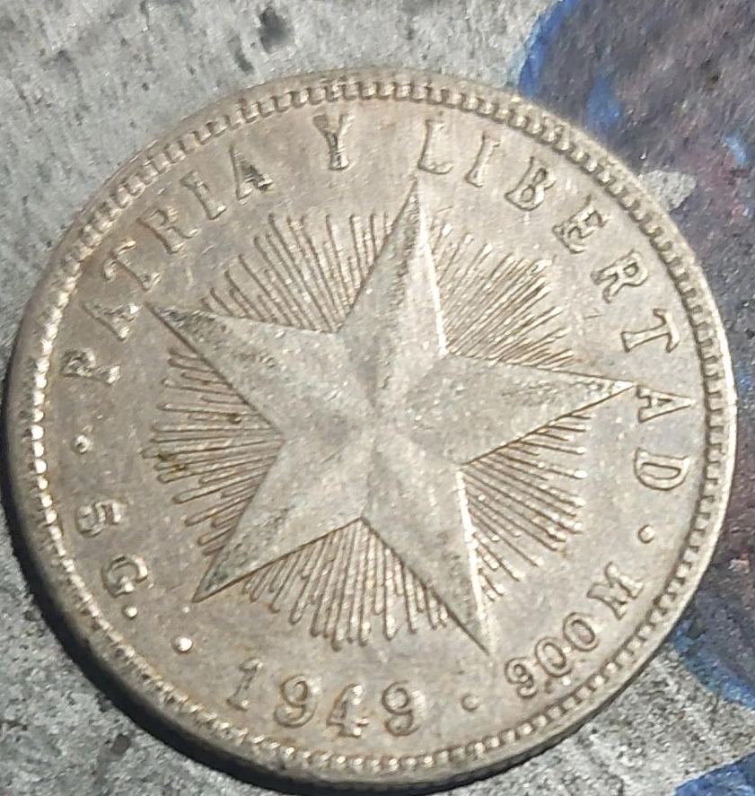 1949 Chile 5 Pesos 900M Coin thumbnail