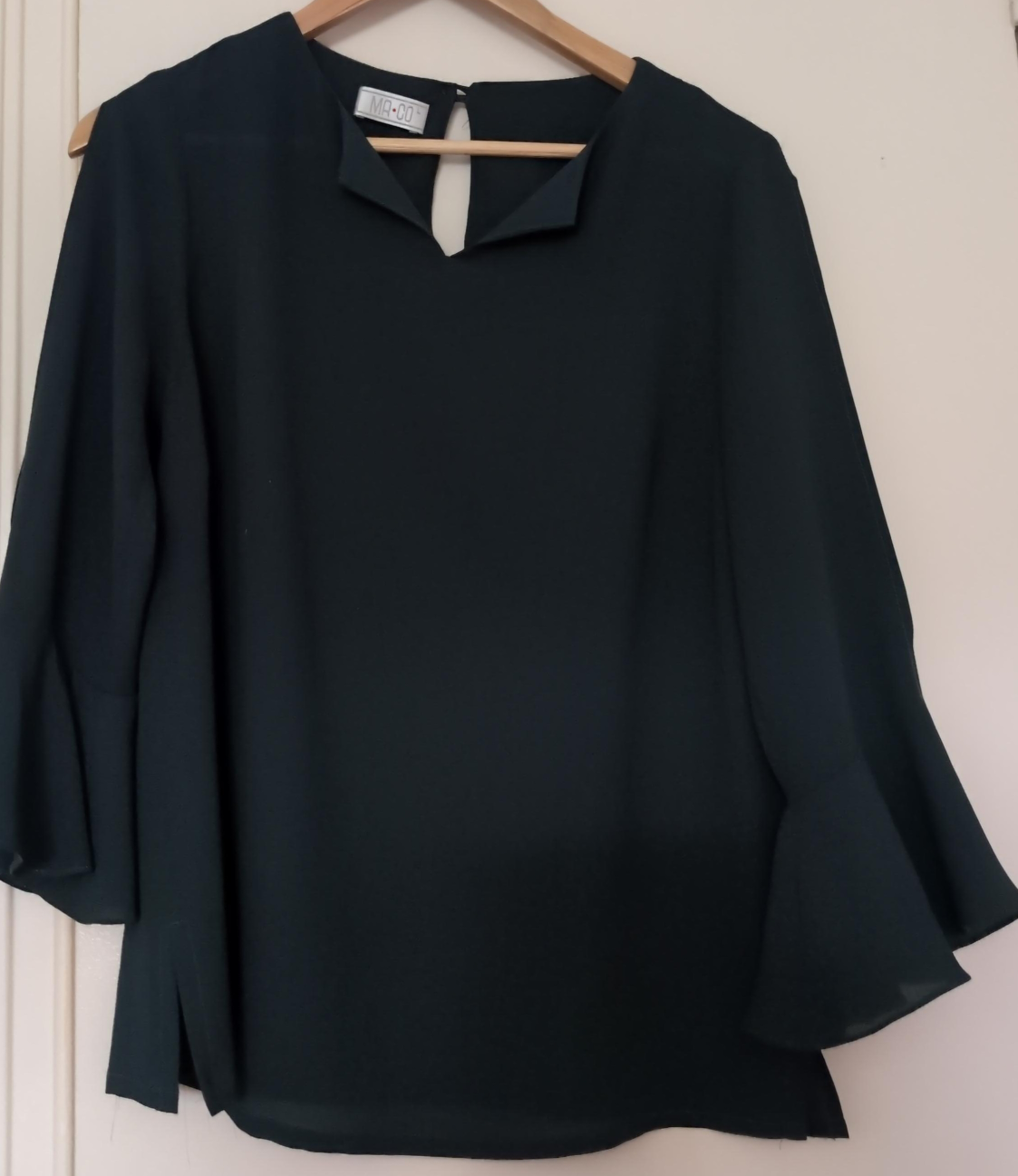 🇨🇦Dark Green Blouse with Slit Bell Sleeves thumbnail