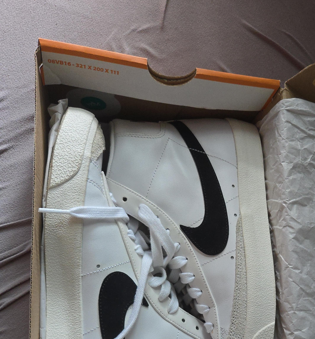 Nike Blazer Mid '77 Vintage White/Black thumbnail