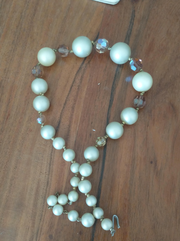 Beaded Necklace thumbnail